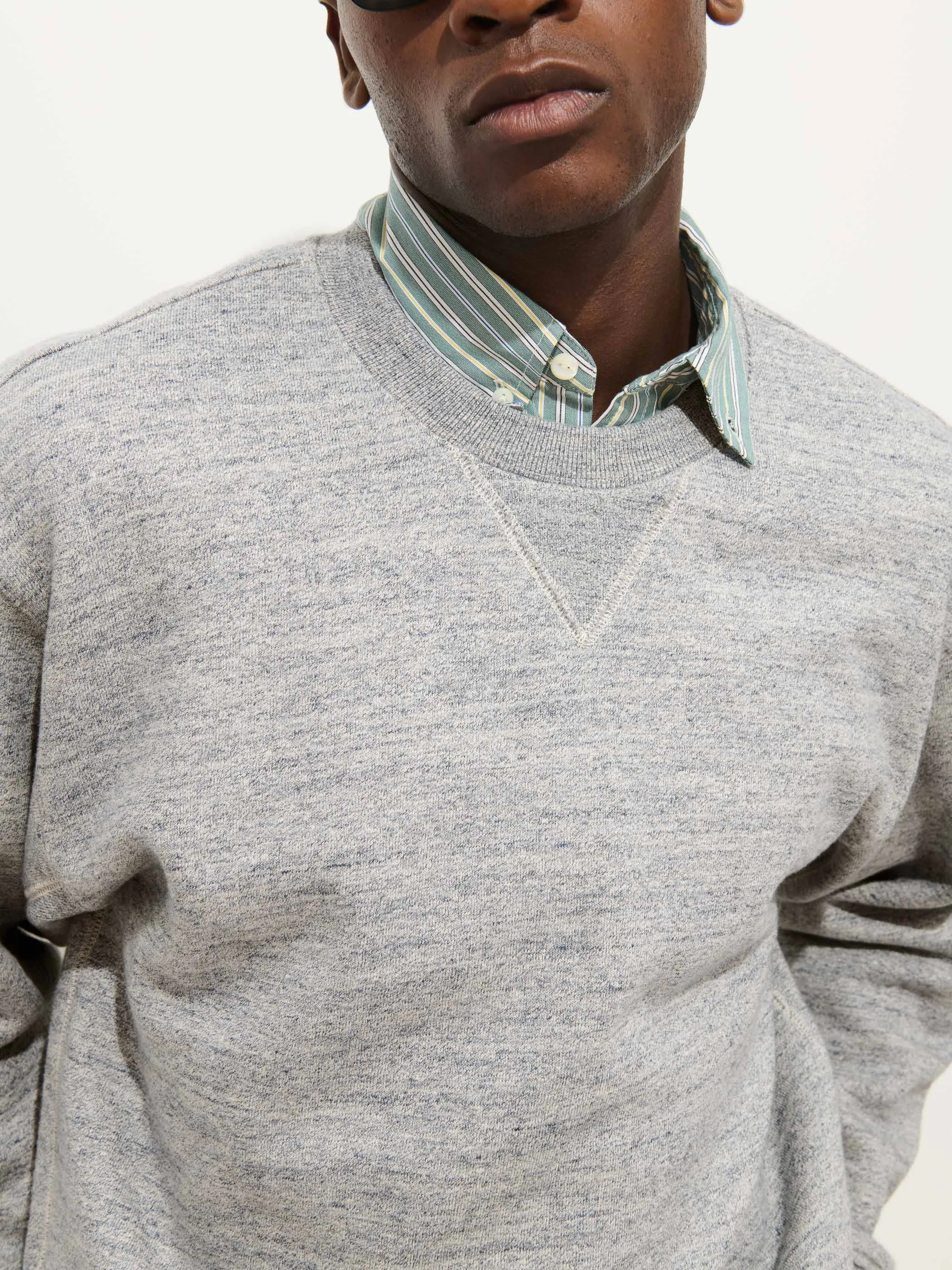 Marlon Sweatshirt In Heather Fleece sold by Alex Mill product image thumbnail 4