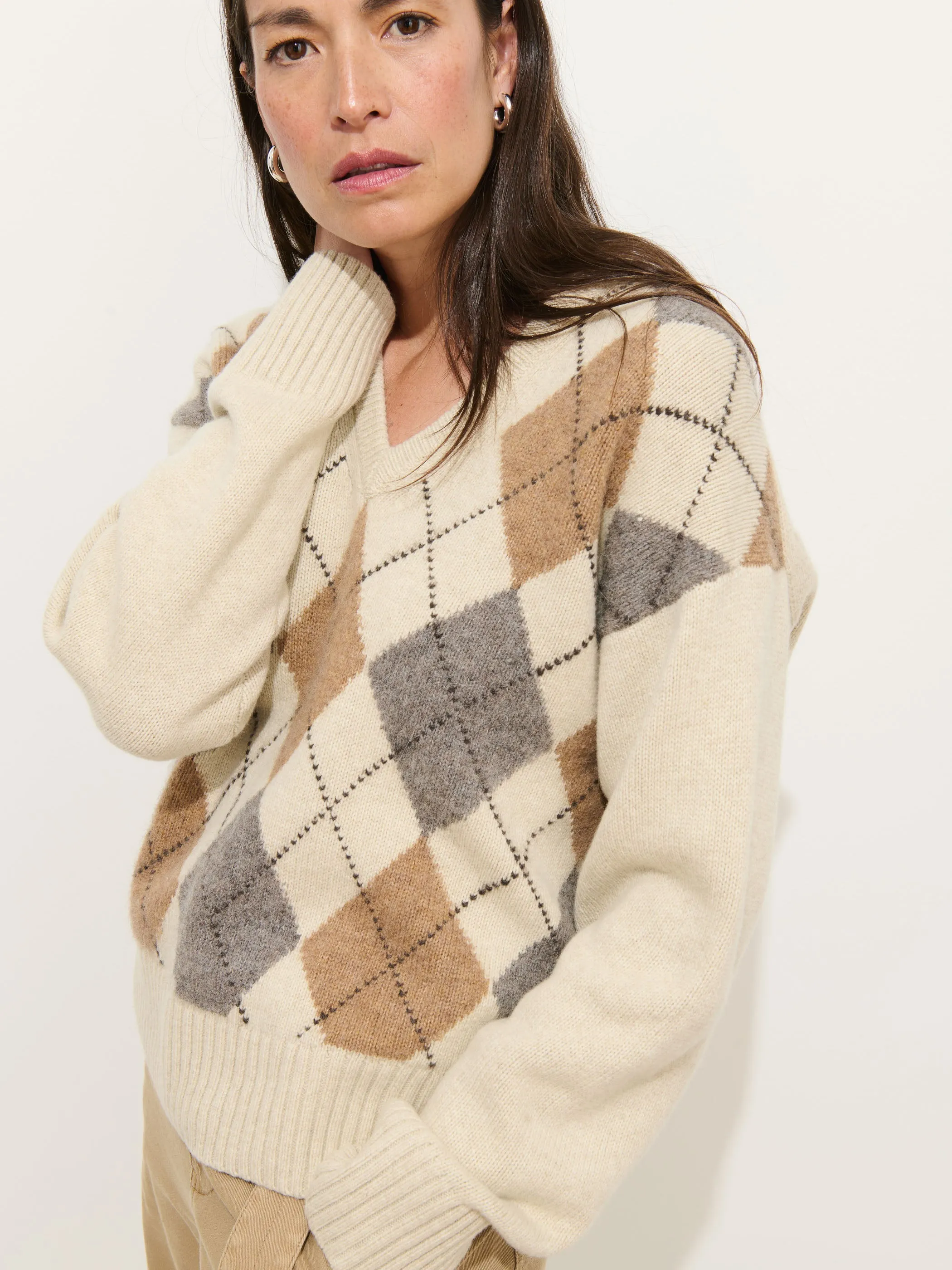 Campbell Argyle V-neck Sweater sold by Alex Mill product image thumbnail 4