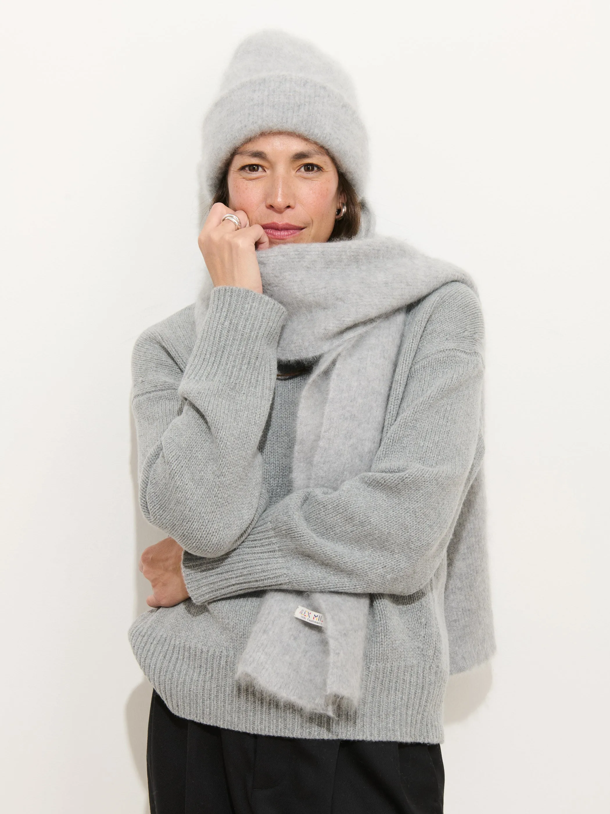 Scarf In Brushed Cashmere sold by Alex Mill product image thumbnail 3