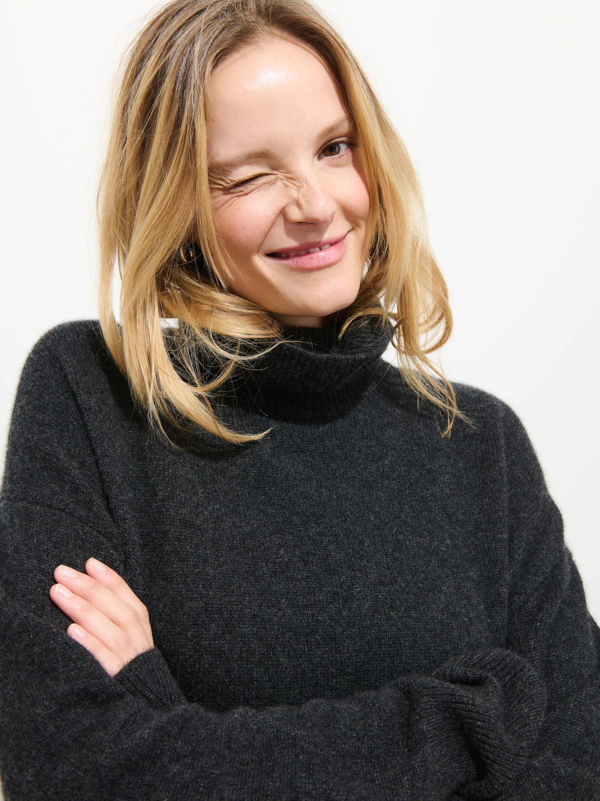 Maisie Turtleneck Sweater In Cashmere sold by Alex Mill product image thumbnail 4