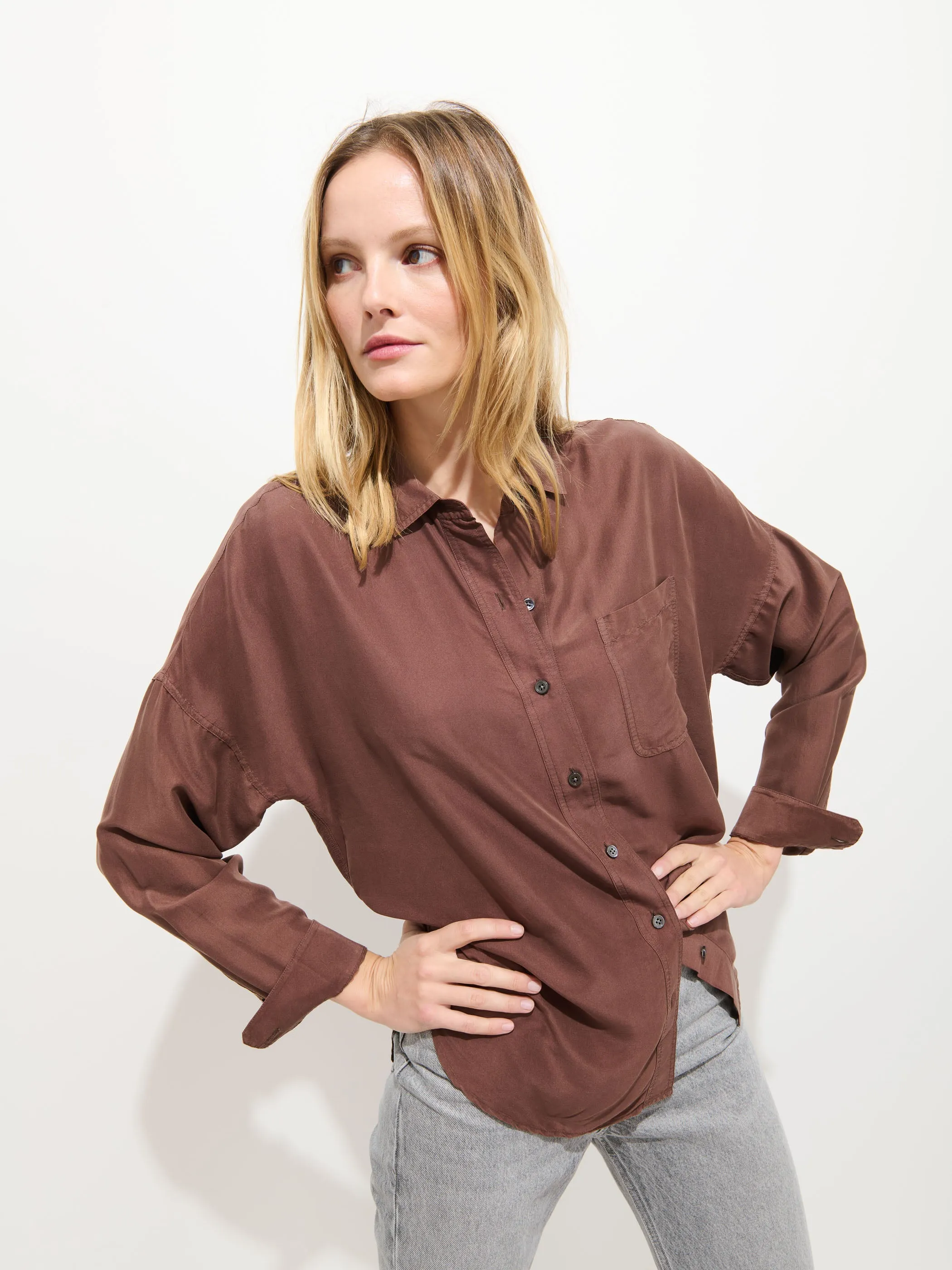 Jo Pocket Shirt In Silk sold by Alex Mill product image thumbnail 2