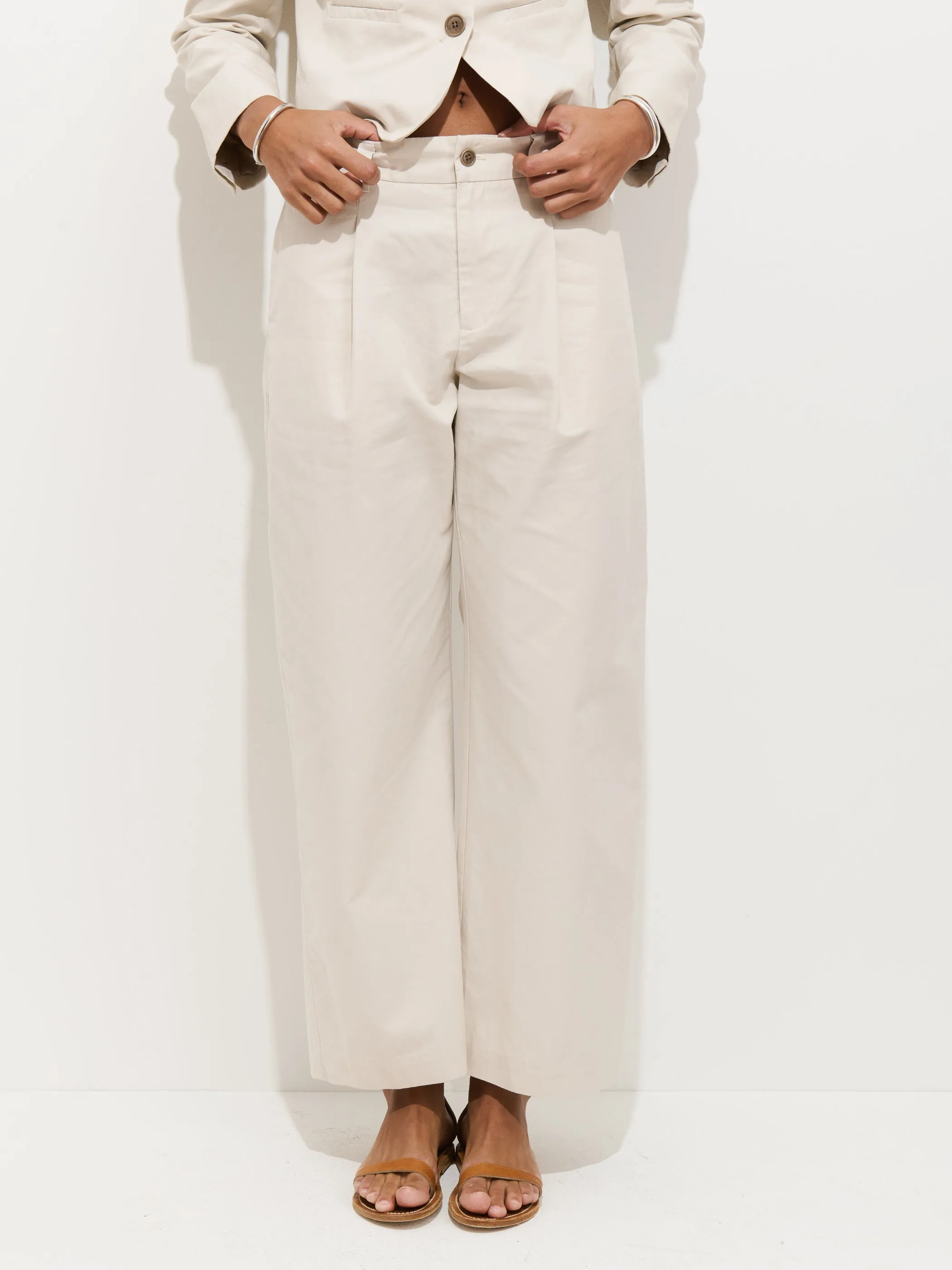 Soho Pant In Cotton Linen sold by Alex Mill product image thumbnail 4