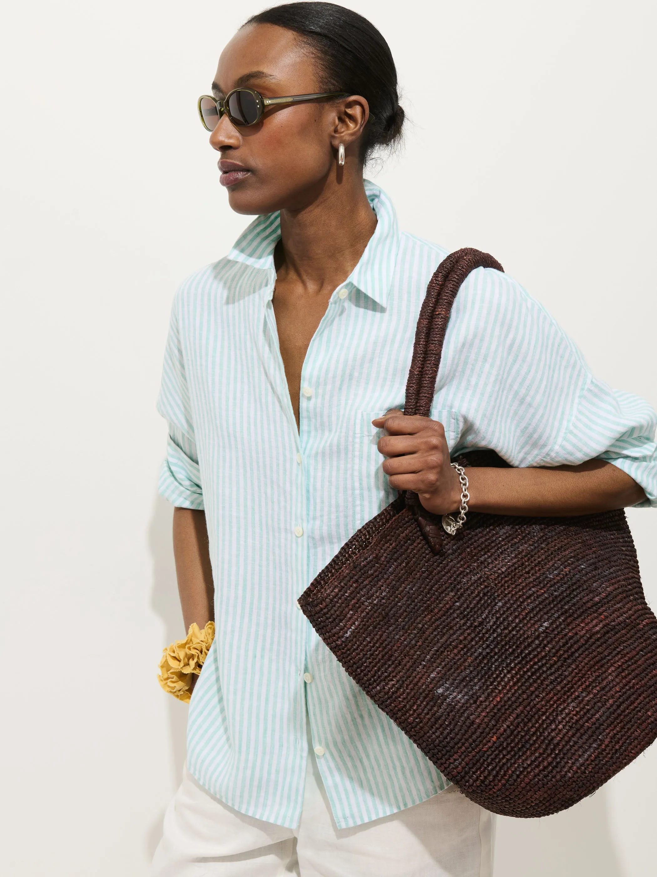 Jo Striped Shirt In Linen sold by Alex Mill product image thumbnail 5