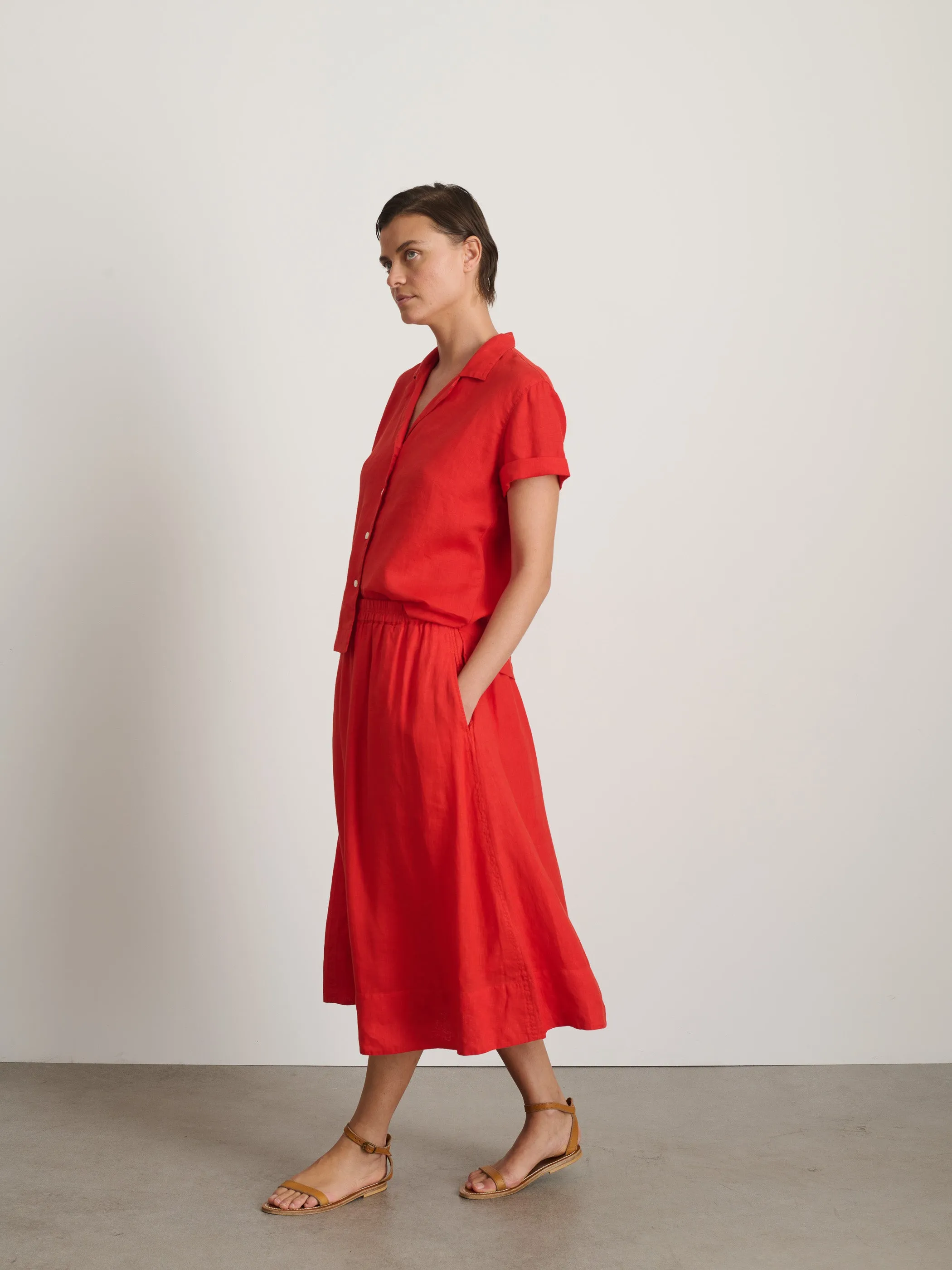 Maddie Camp Shirt In Linen sold by Alex Mill product image thumbnail 5