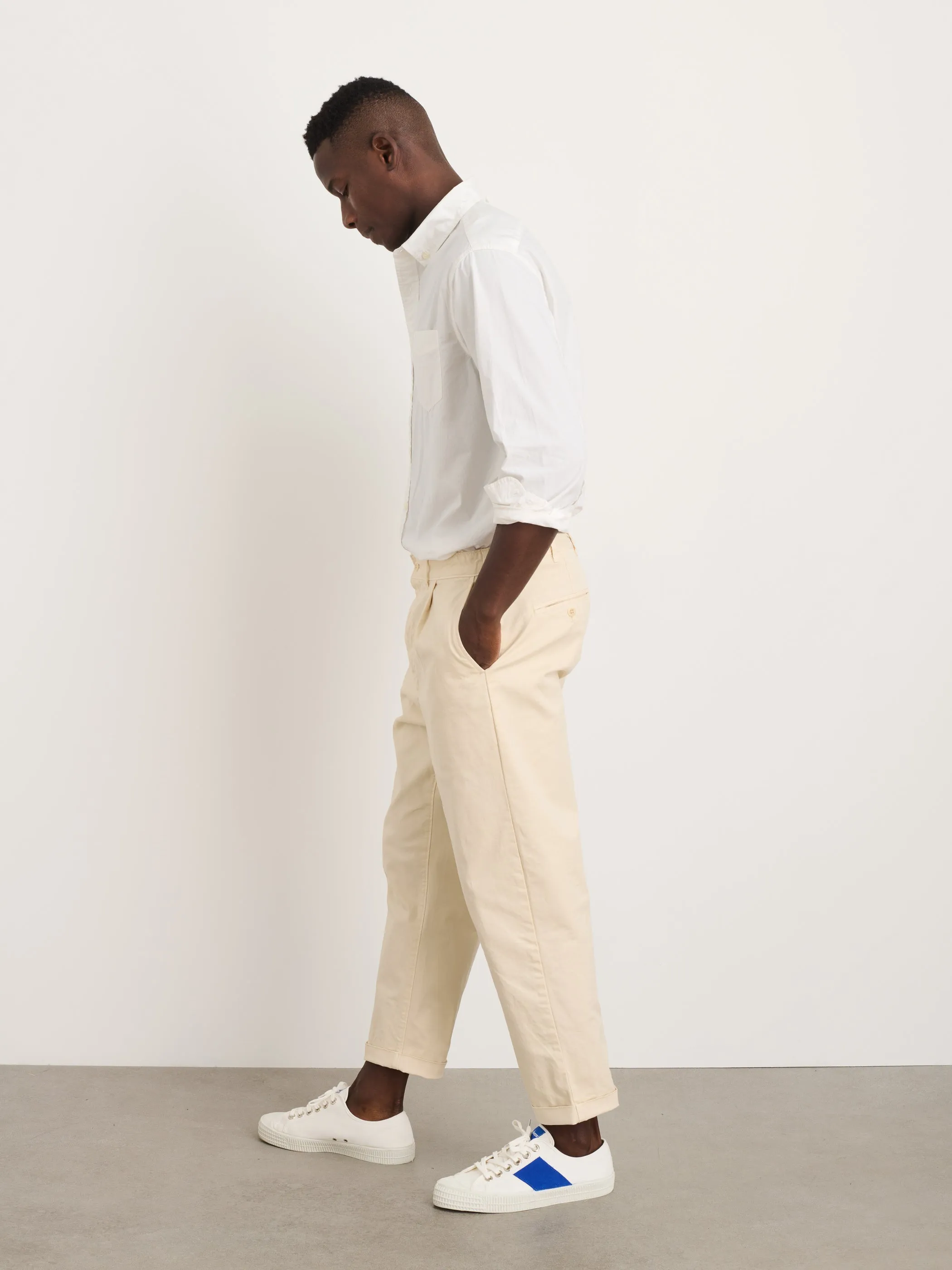 The Standard Pleated Pant in Chino sold by Alex Mill product image thumbnail 4