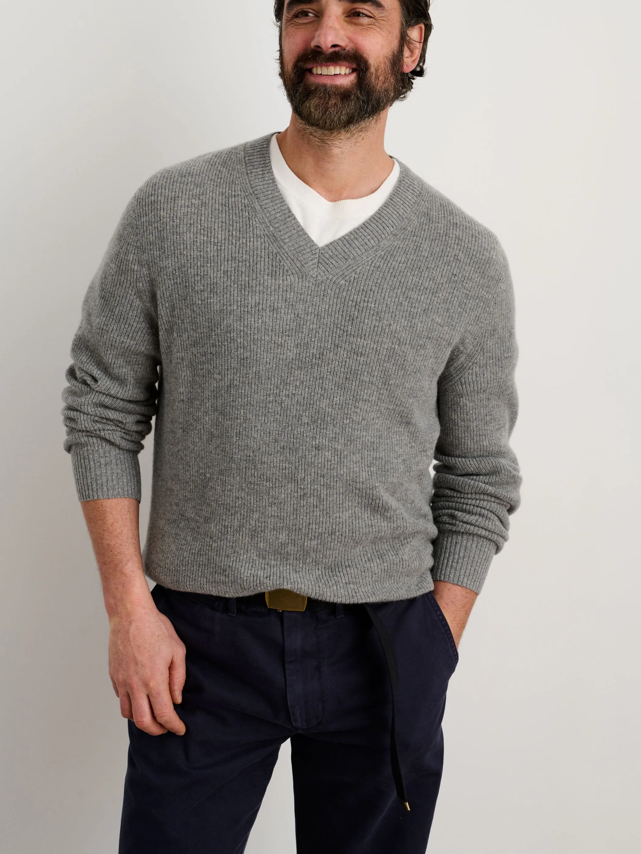 V-Neck Sweater in Lightweight Cashmere sold by Alex Mill product image thumbnail 2