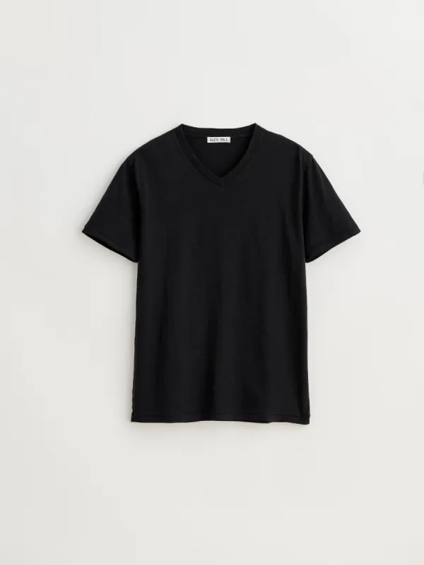 The Standard V-Neck T-Shirt in Slub Cotton sold by Alex Mill