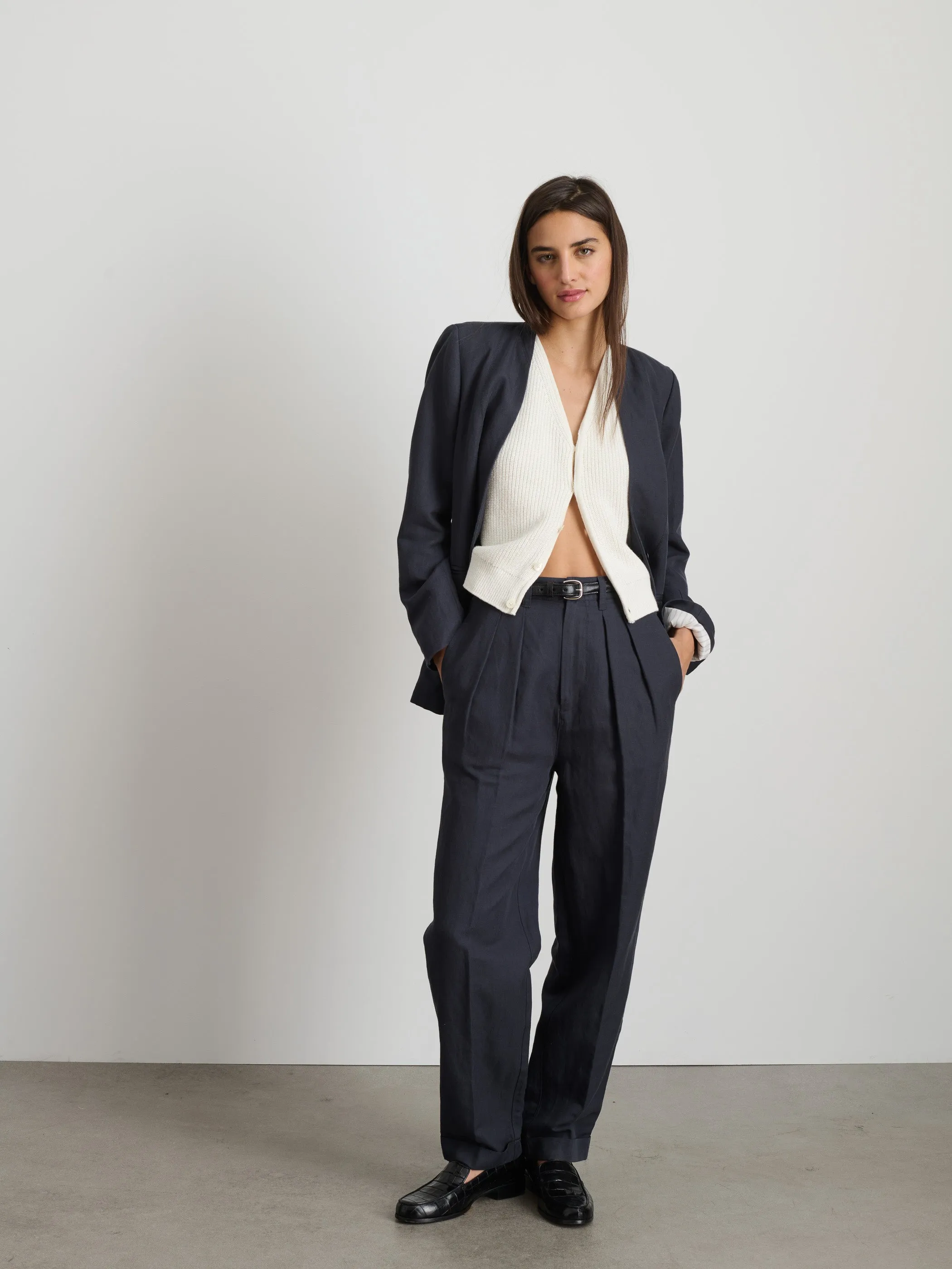 Double Pleat Pant in Twill sold by Alex Mill product image thumbnail 2
