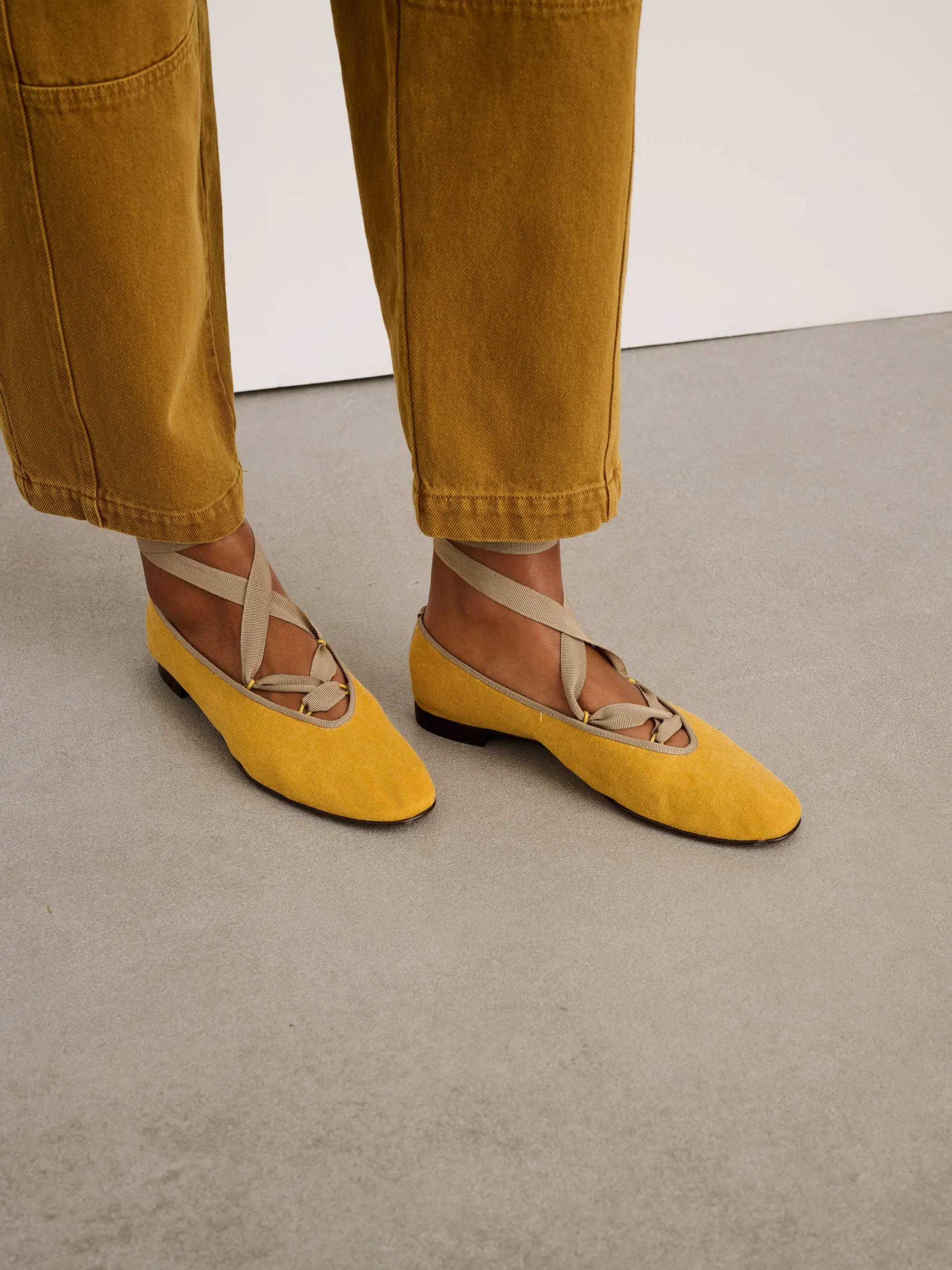 Juliet Italian Flat in Washed Canvas sold by Alex Mill product image thumbnail 2