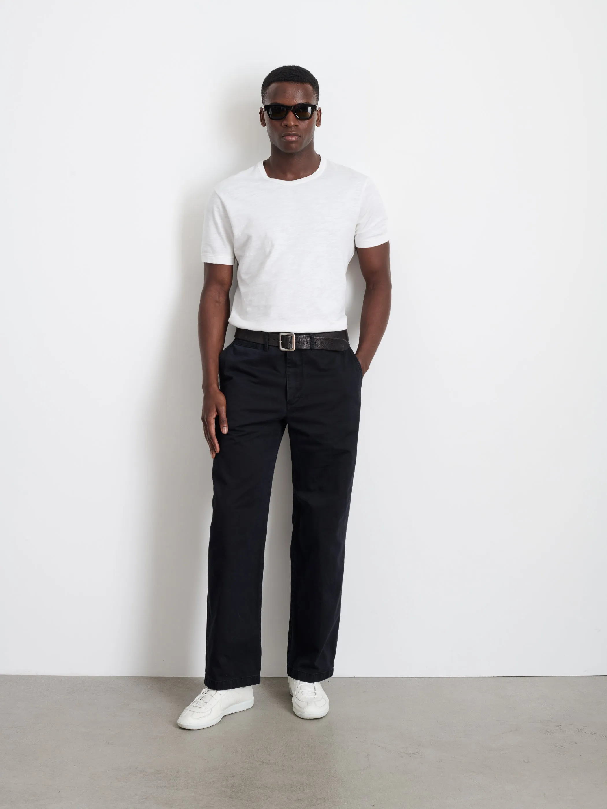 Long Inseam Straight Leg Pant in Vintage Washed Chino sold by Alex Mill product image thumbnail 2