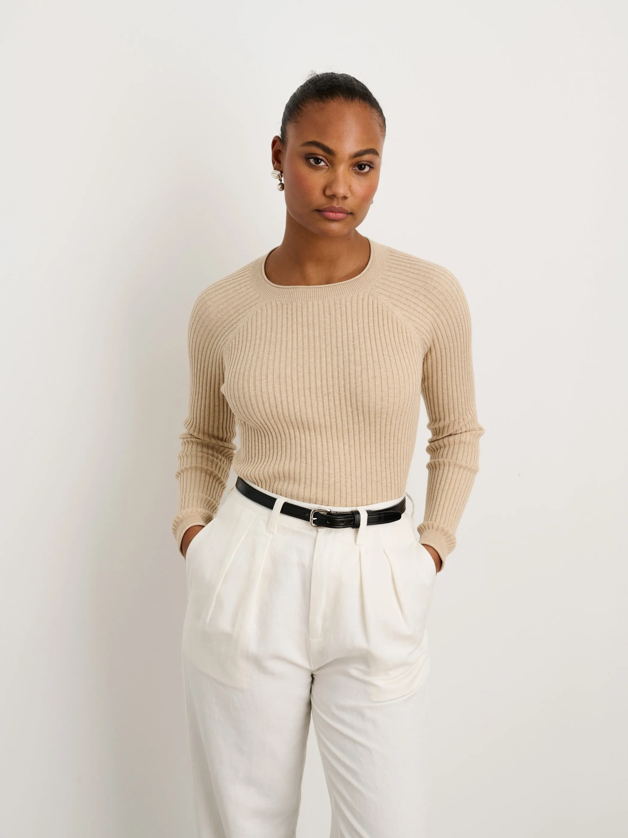 Double Pleat Pant in Twill sold by Alex Mill product image thumbnail 3
