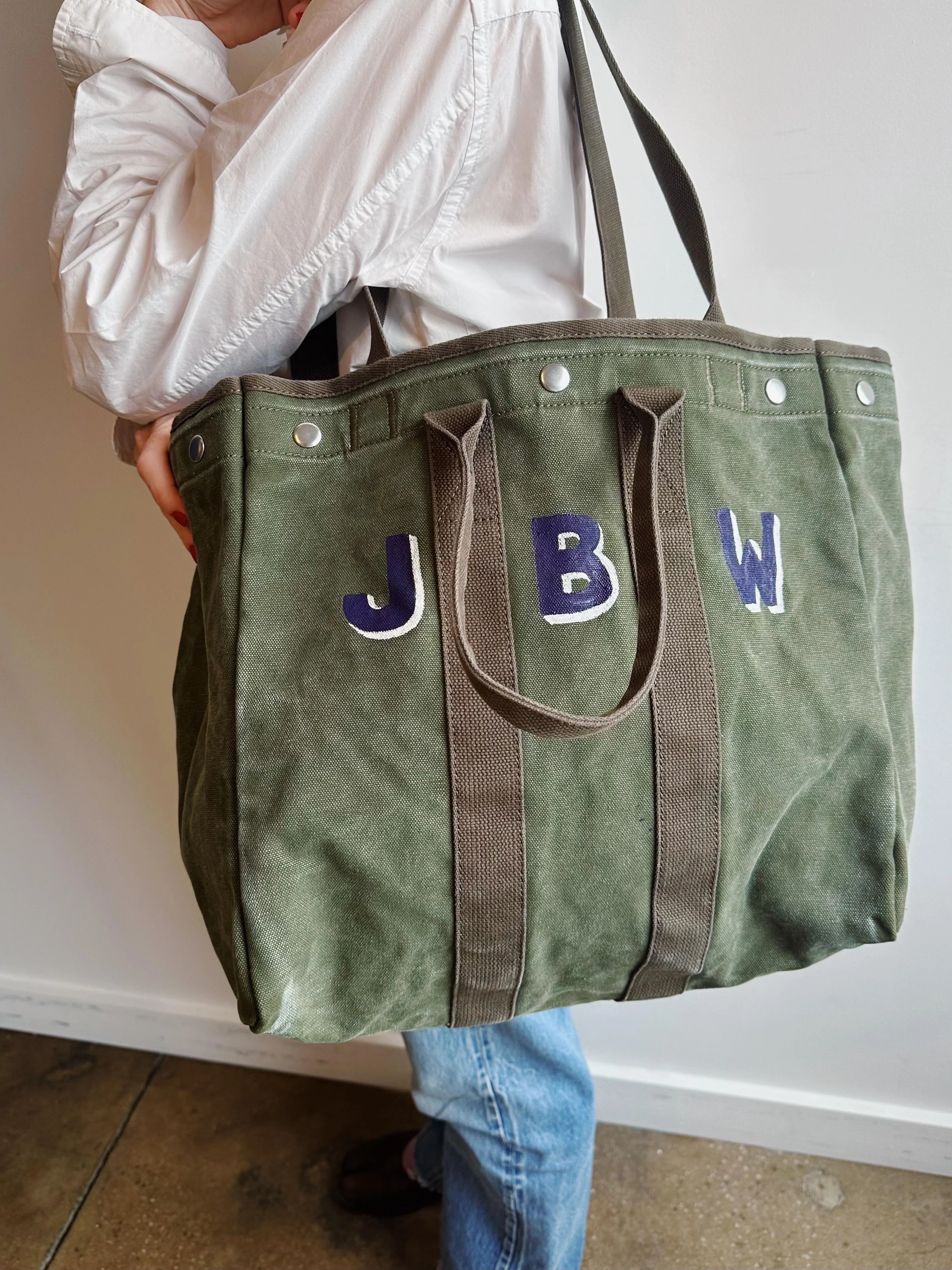 The Perfect Weekend Tote sold by Alex Mill
