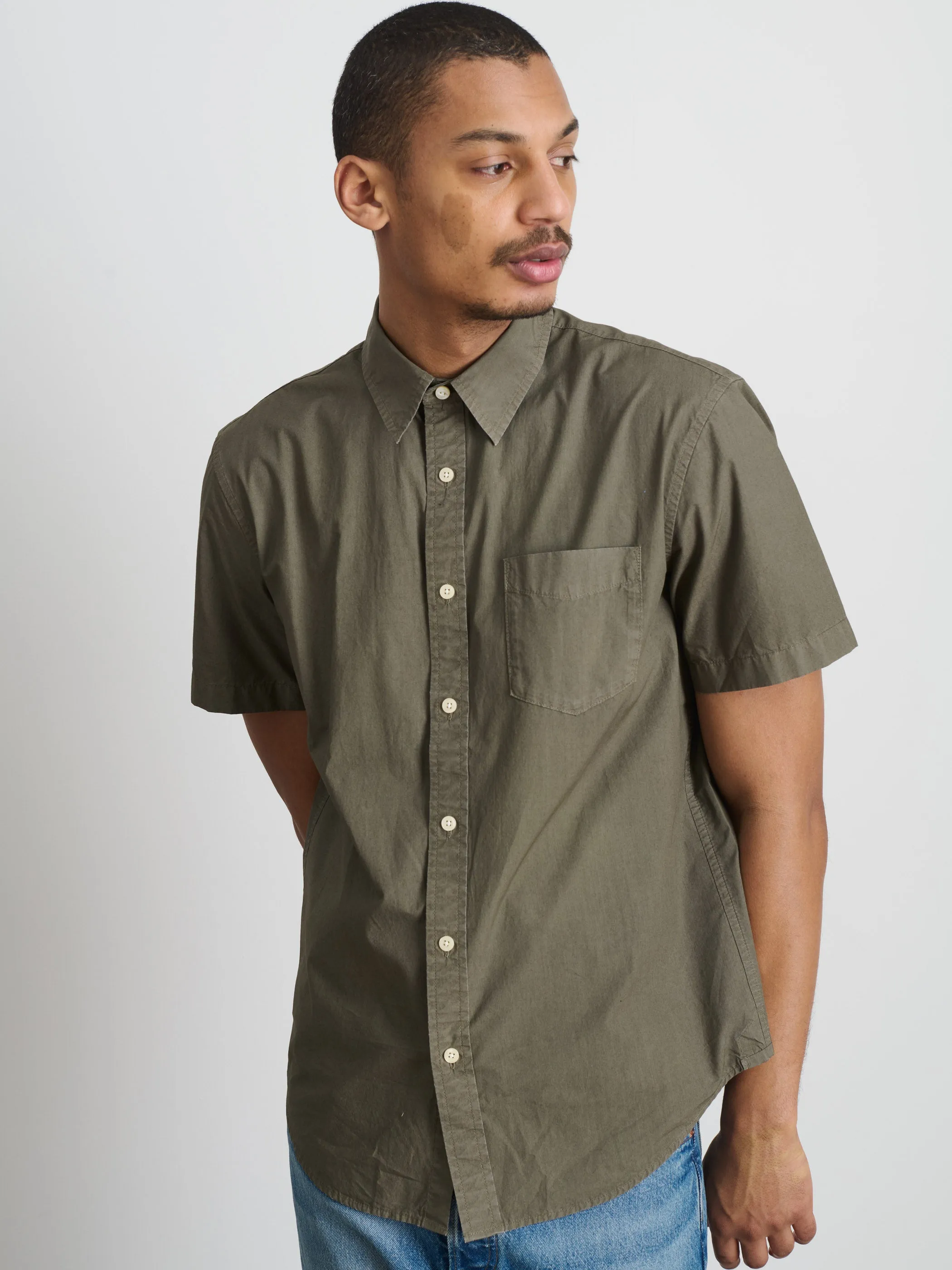 Short Sleeve Mill Shirt in Cotton Poplin sold by Alex Mill product image thumbnail 2