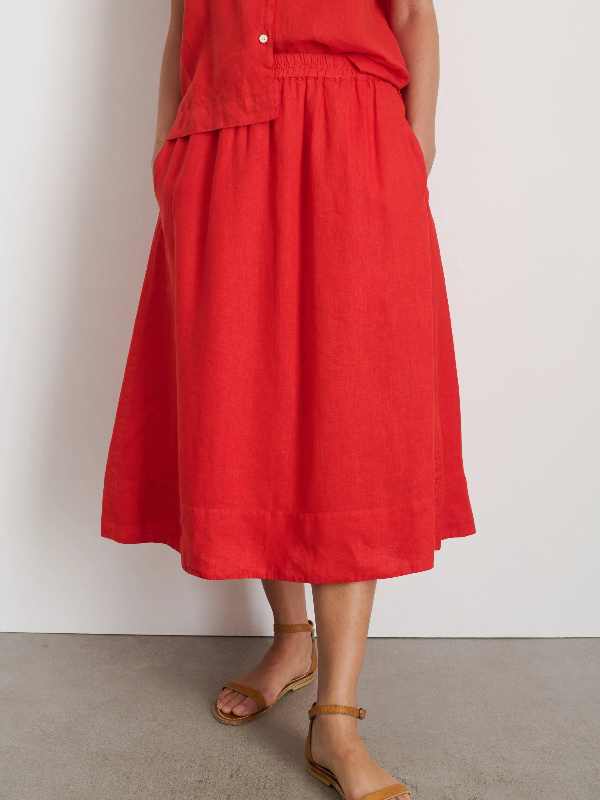 Maddie Skirt in Linen sold by Alex Mill product image thumbnail 3