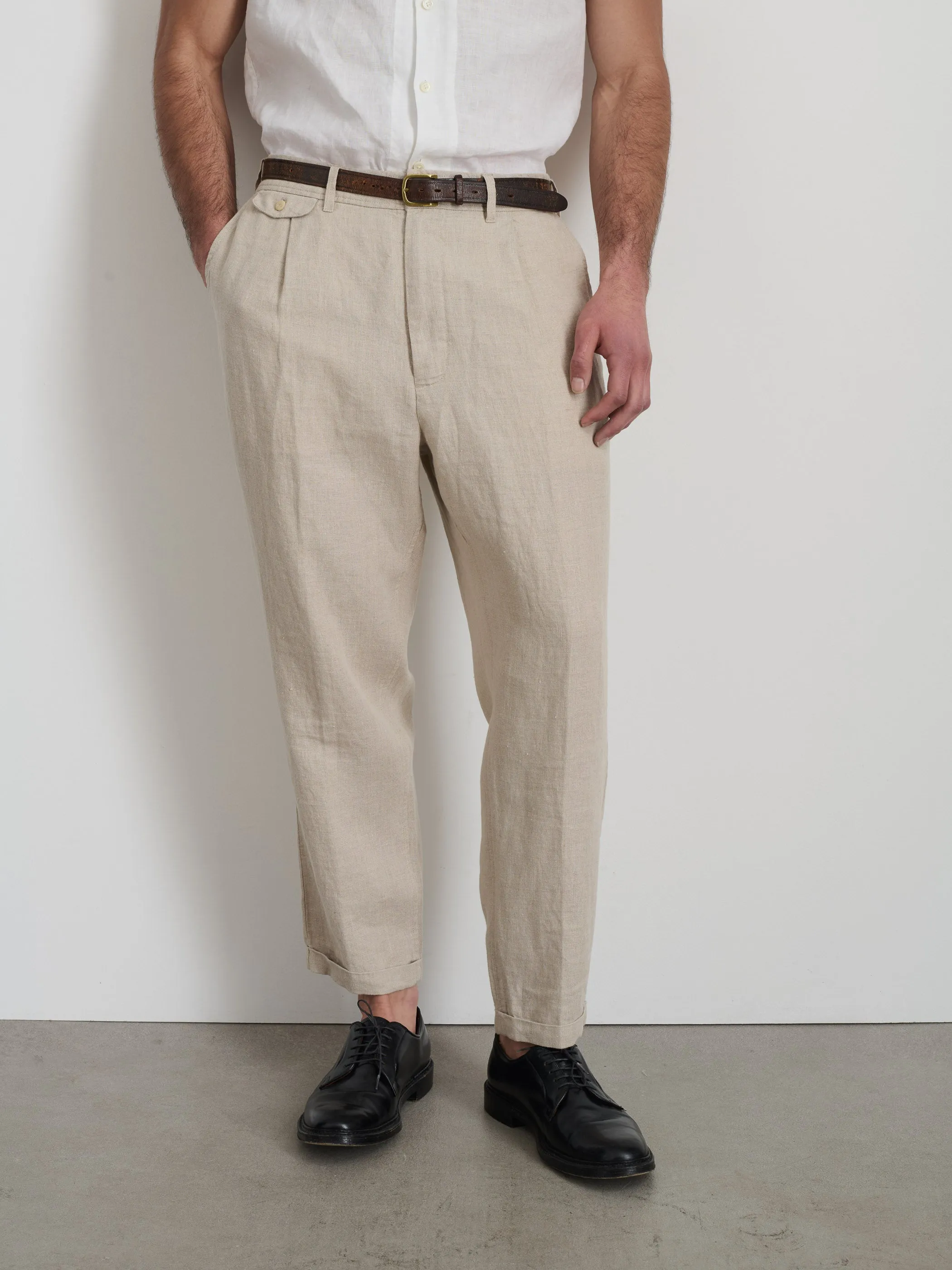 Standard Pleated Pant in Flax Linen sold by Alex Mill product image thumbnail 3