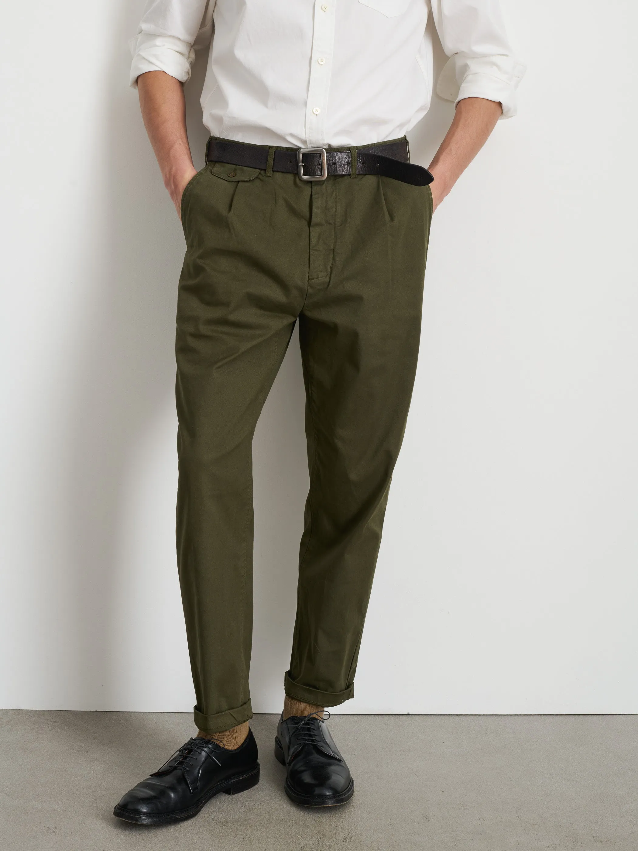 Long Inseam Standard Pleated Pant in Chino sold by Alex Mill product image thumbnail 3