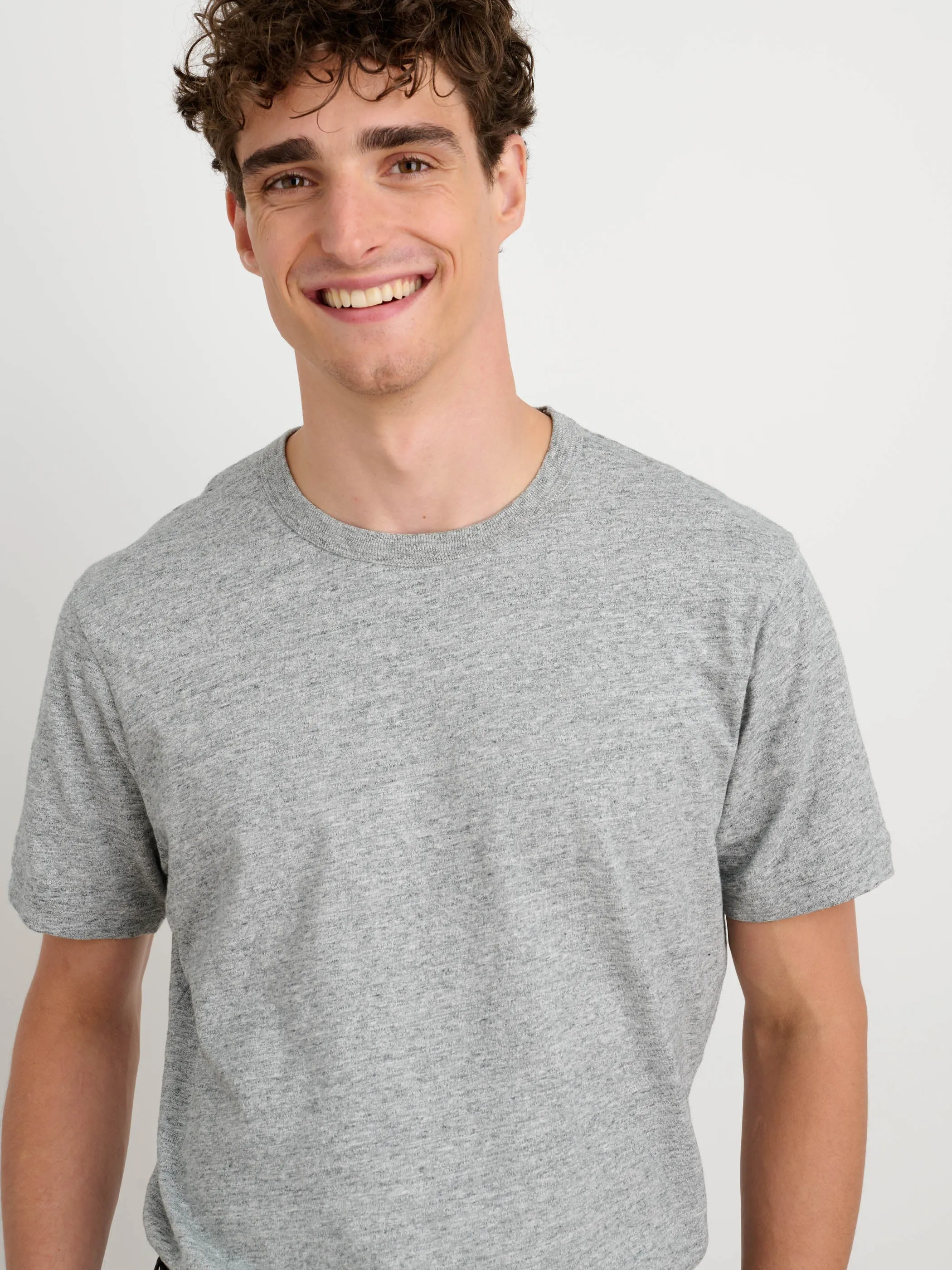 Standard T Shirt in Slub Cotton sold by Alex Mill product image thumbnail 3