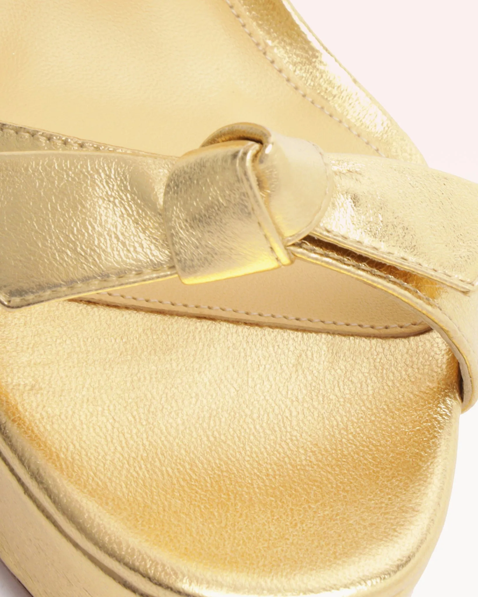 Clarita Ankle Strap Curve 120 Oro sold by Alexandre Birman product image thumbnail 5