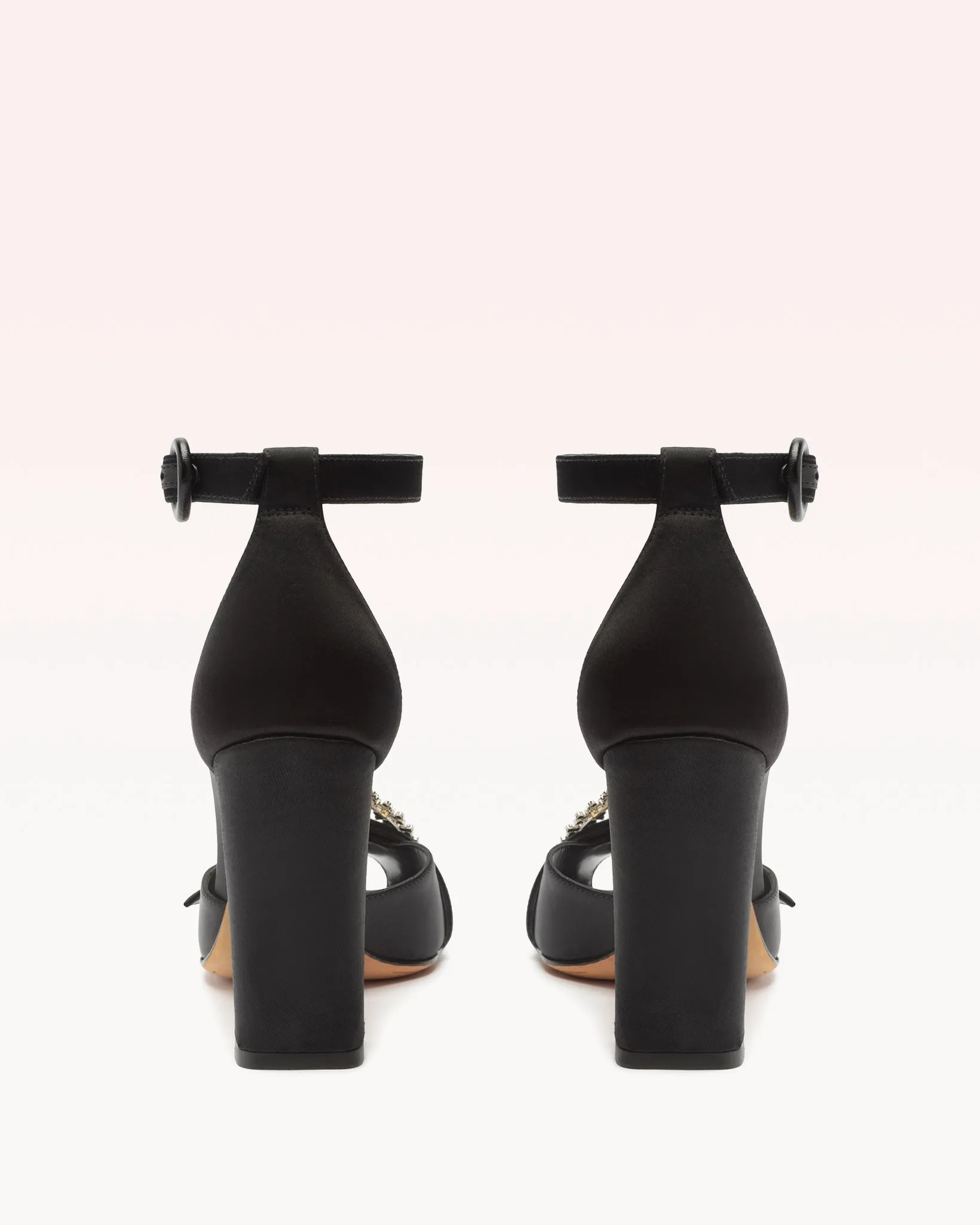 Madelina Curve 90 Black sold by Alexandre Birman product image thumbnail 4