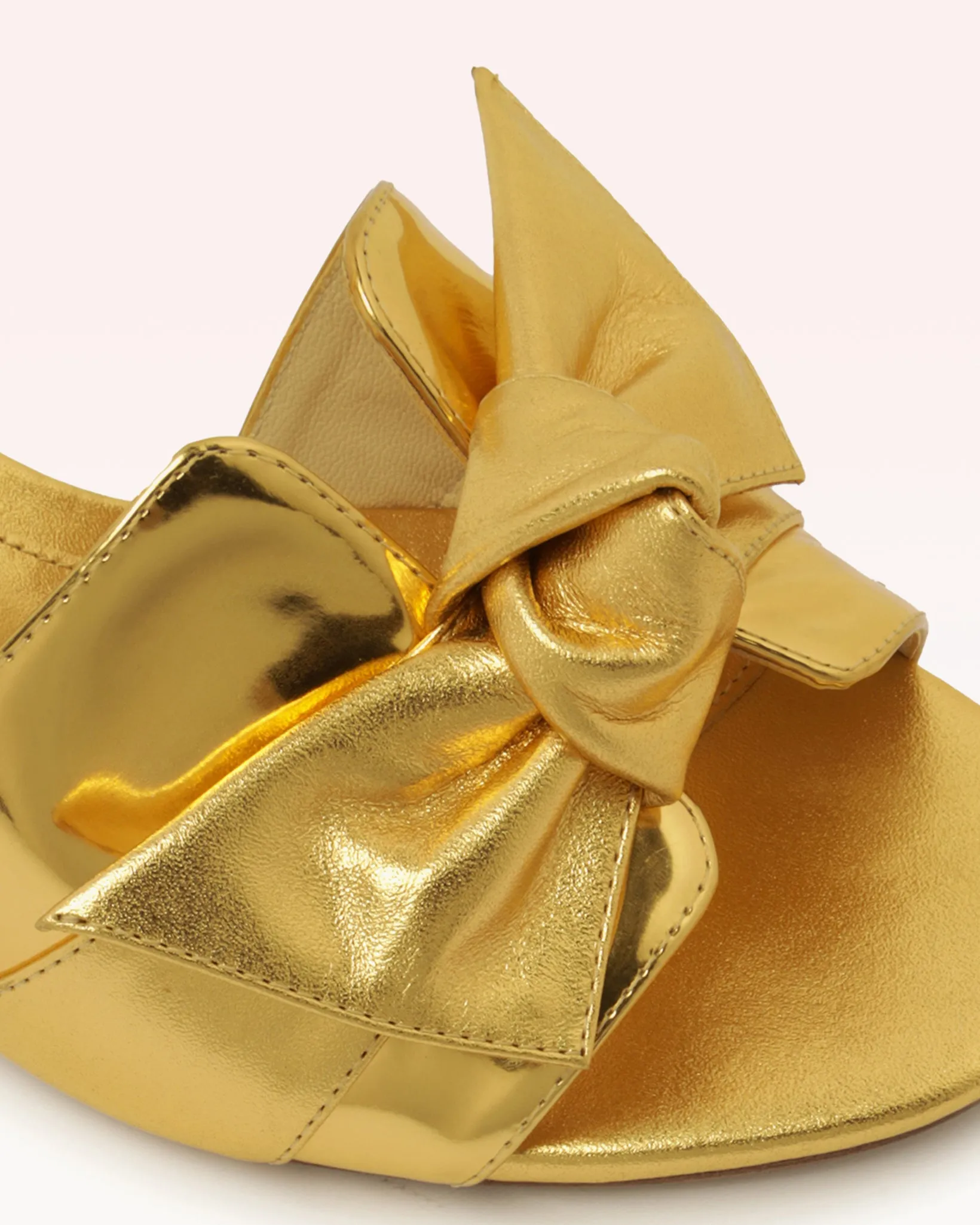 Maxi Clarita Block 45 Oro sold by Alexandre Birman product image thumbnail 5