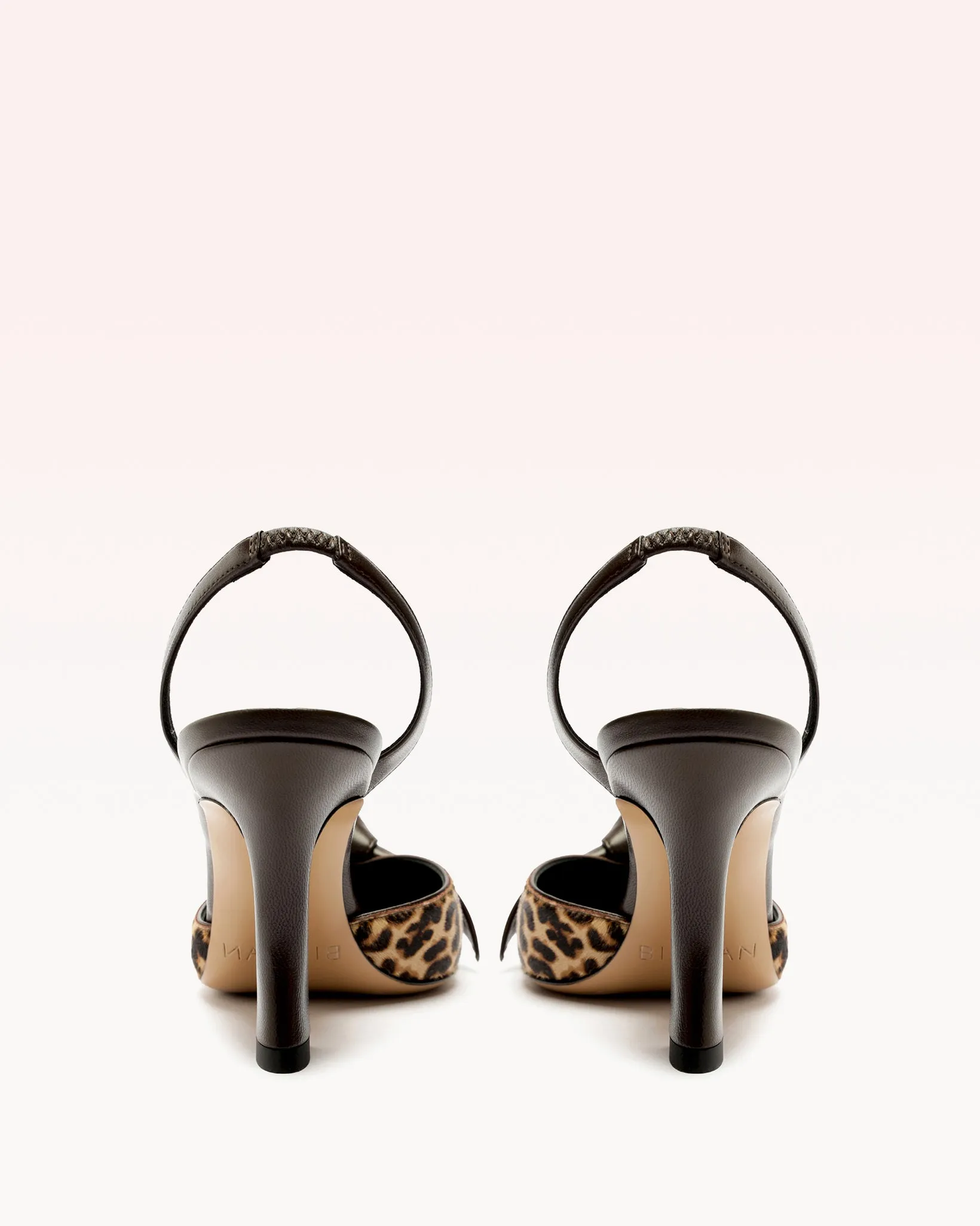 Clarita Bell Slingback 85 Leopard sold by Alexandre Birman product image thumbnail 3