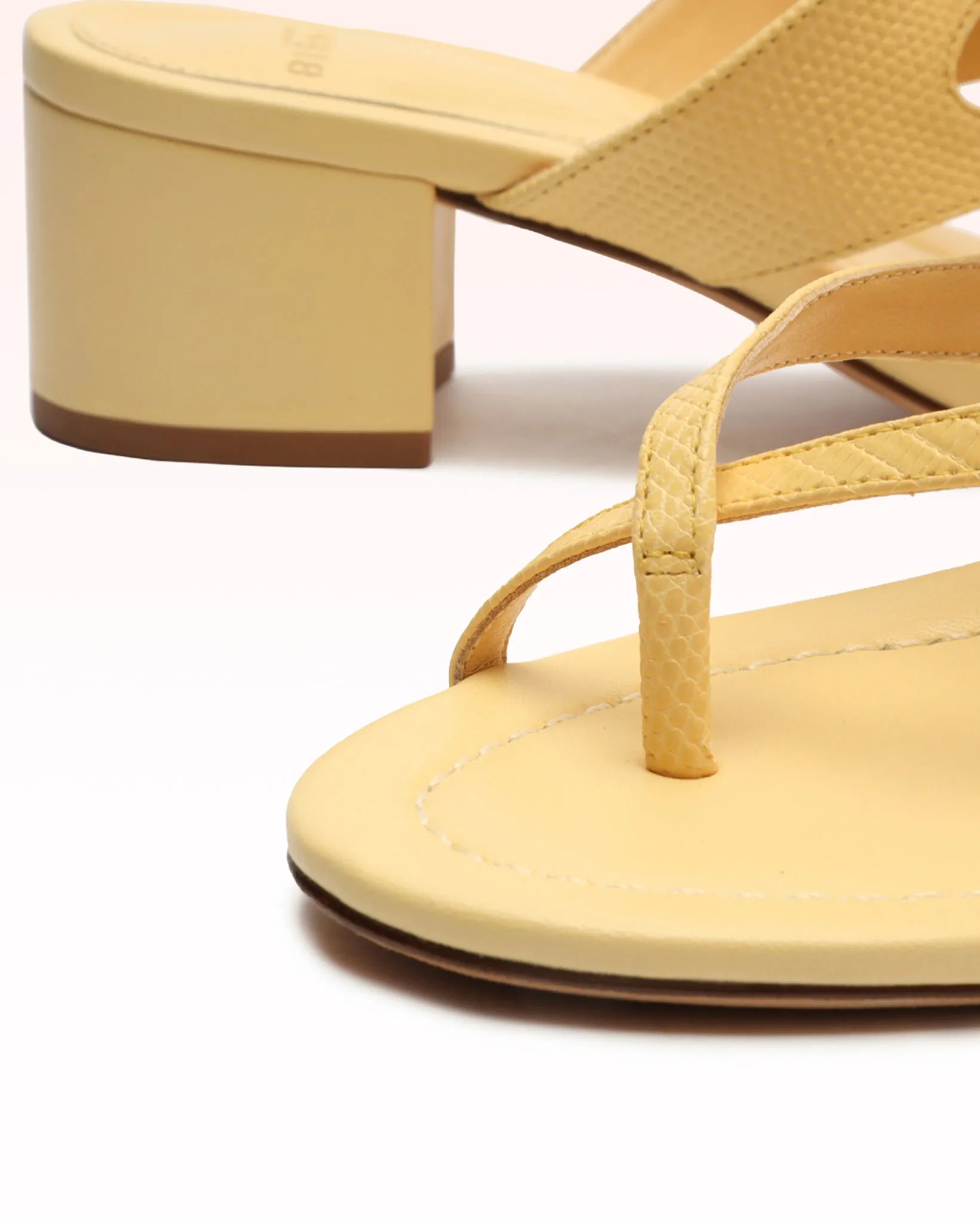 Clarita Summer 45 Beige Sandal sold by Alexandre Birman product image thumbnail 5