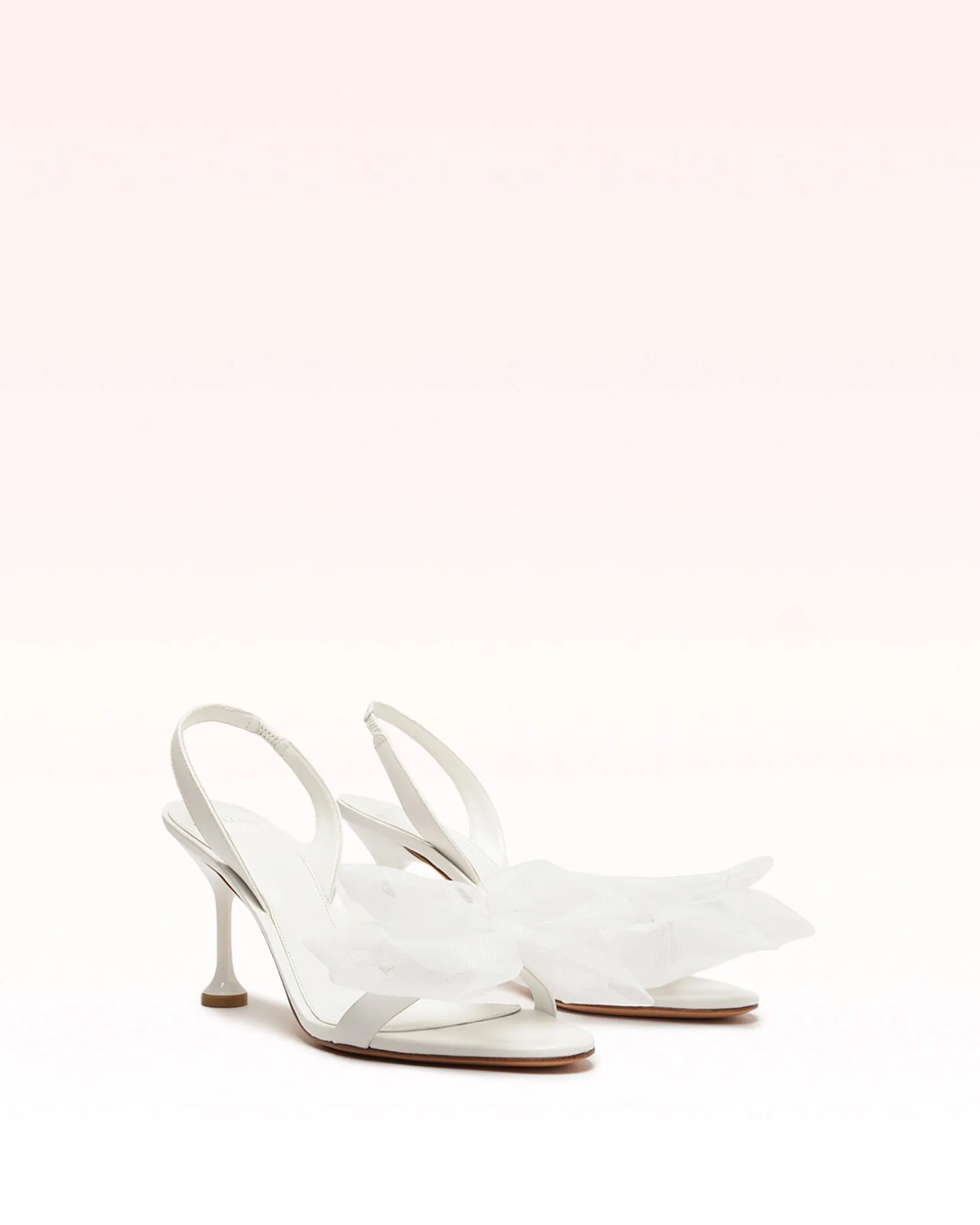 Isabelle 85 White sold by Alexandre Birman product image thumbnail 2