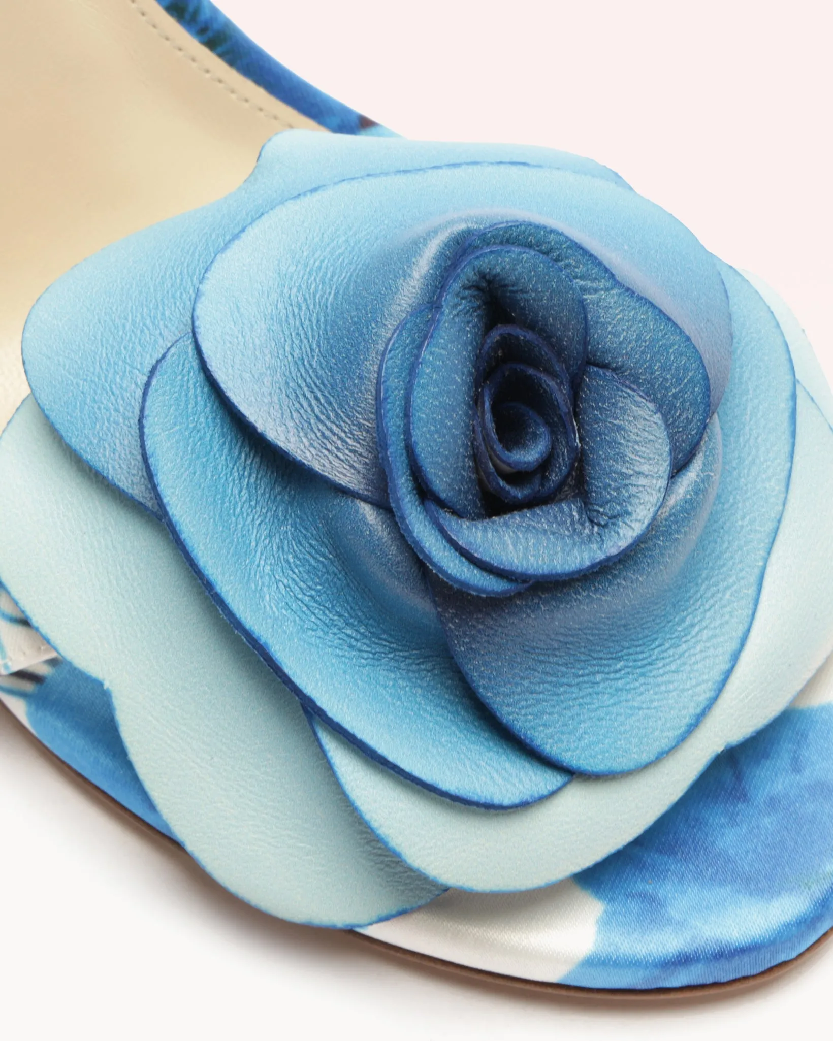 Dahlia 100 Floral Blue sold by Alexandre Birman product image thumbnail 5