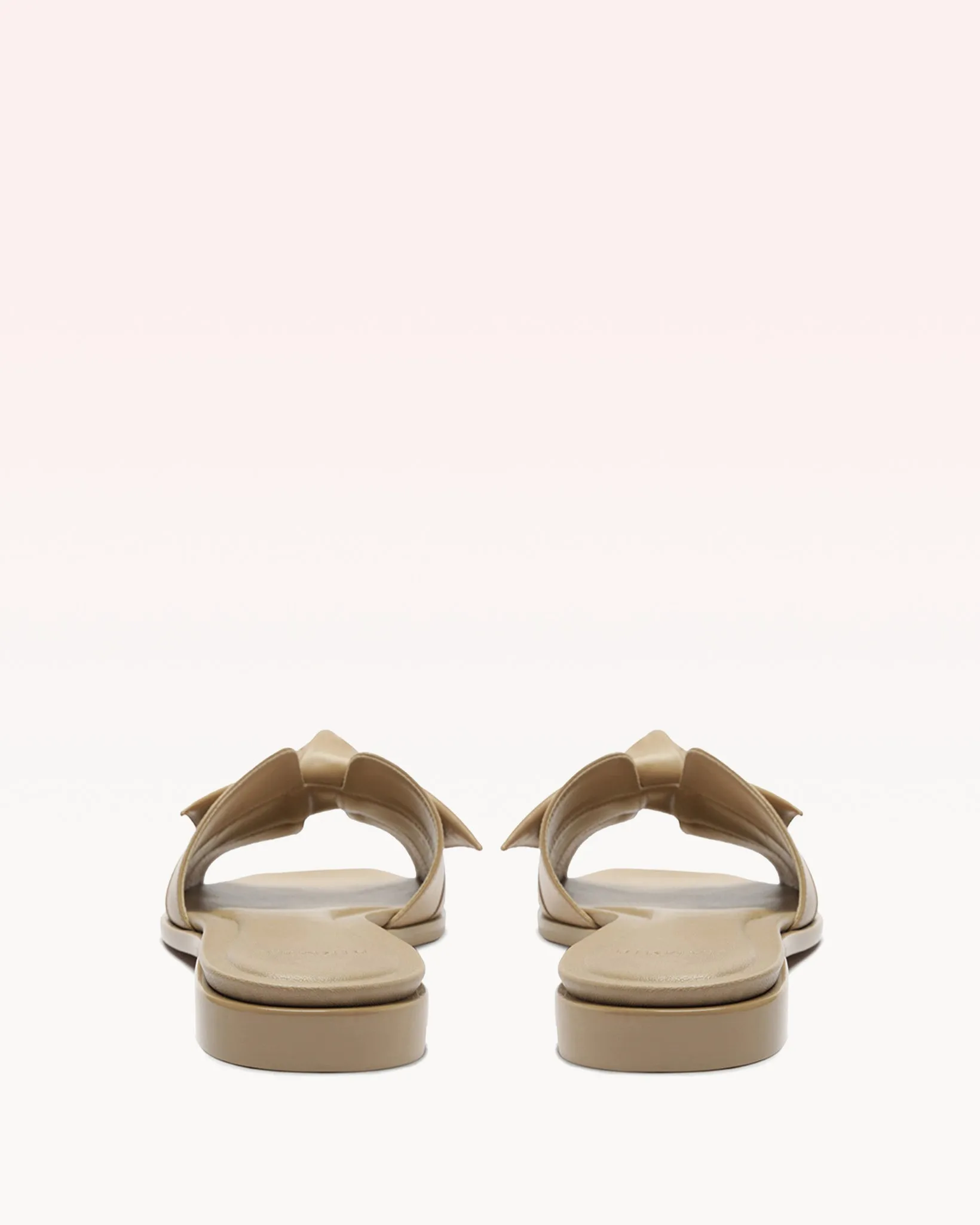 Maxi Clarita Square Flat Semolina sold by Alexandre Birman product image thumbnail 3