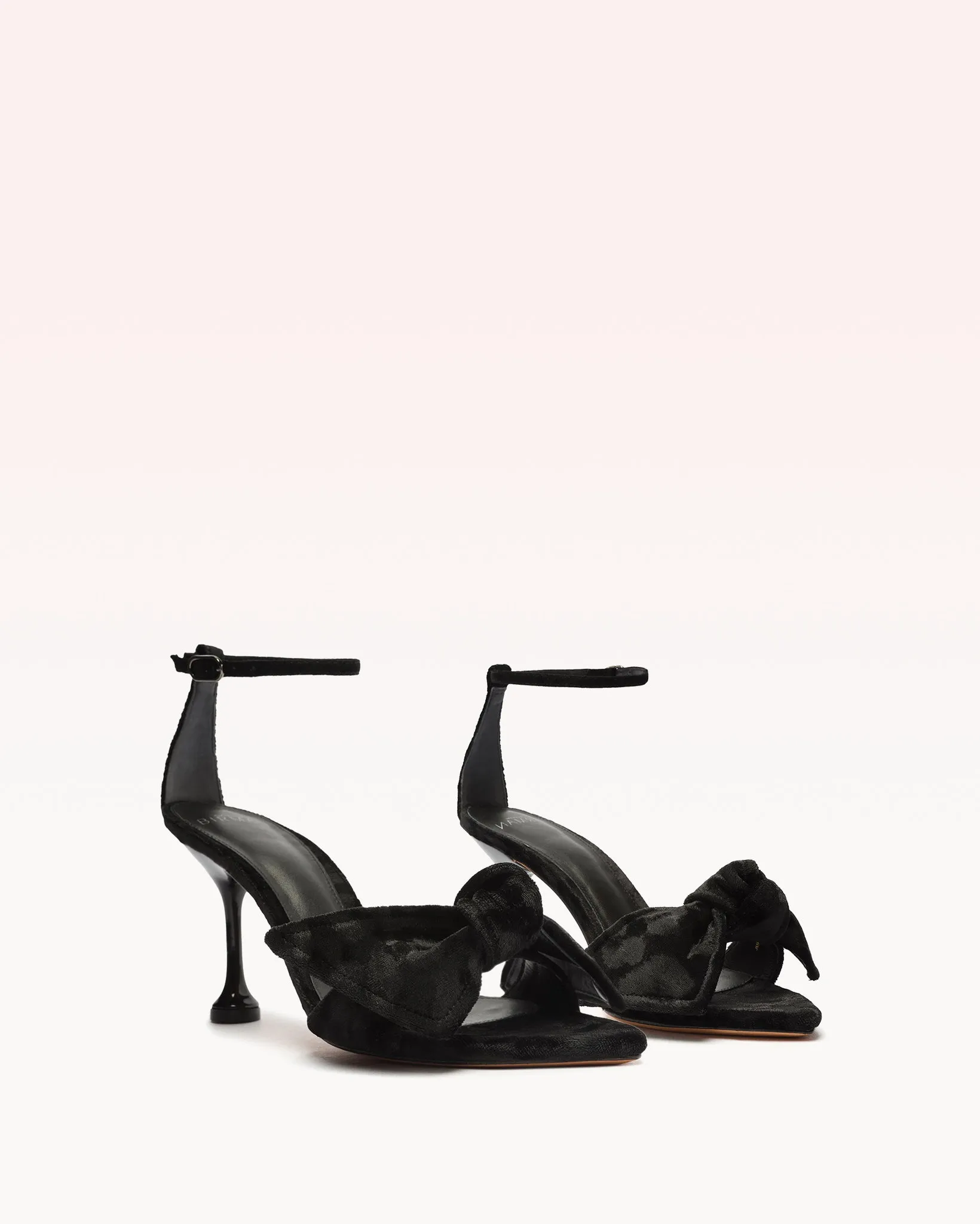 Louise 85 Black sold by Alexandre Birman product image thumbnail 2