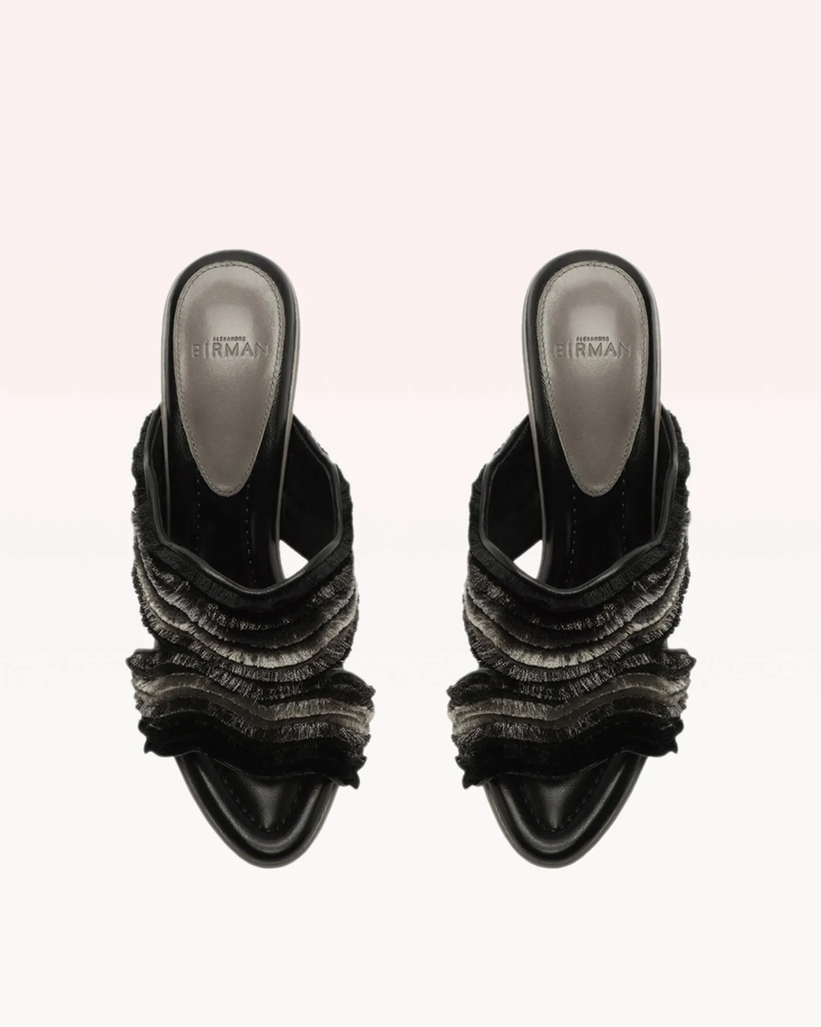 Penelope 85 Black sold by Alexandre Birman product image thumbnail 3