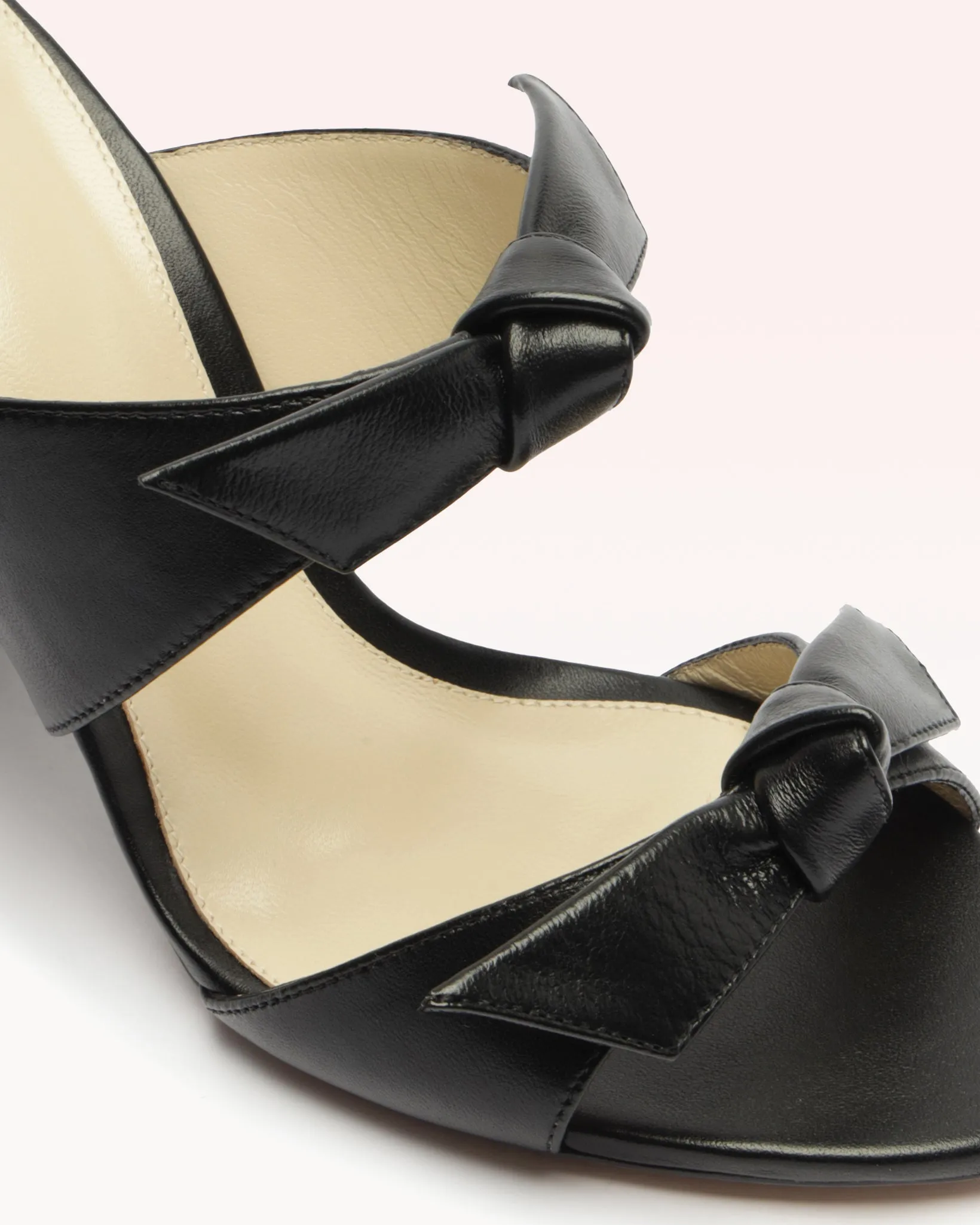 Nolita 90 Black sold by Alexandre Birman product image thumbnail 5