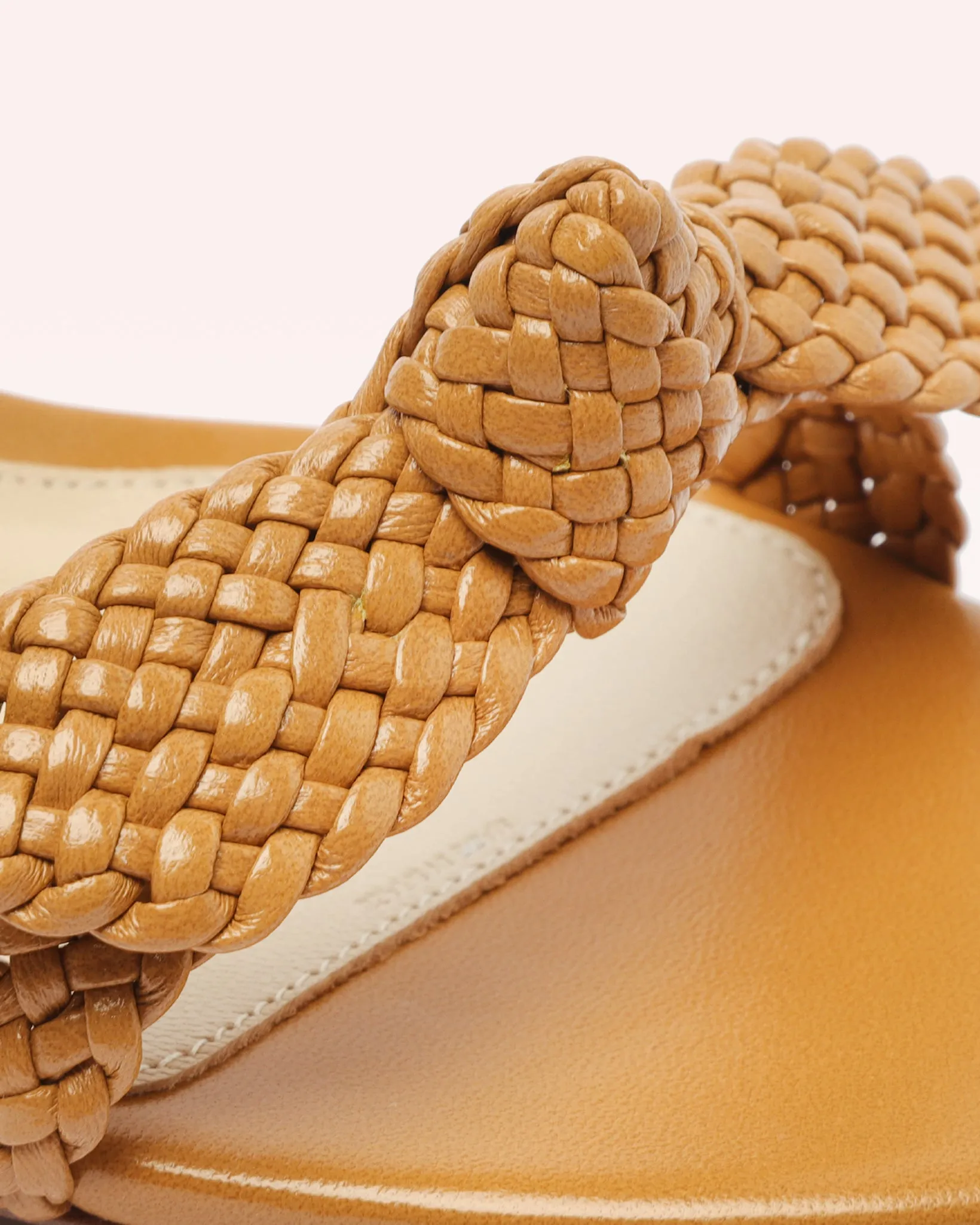 Clarita 60 Tresse Buff sold by Alexandre Birman product image thumbnail 5