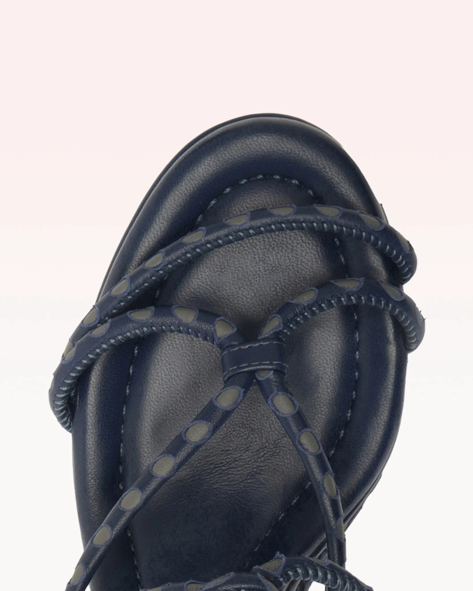 Donna Sandal sold by Alexandre Birman product image thumbnail 4