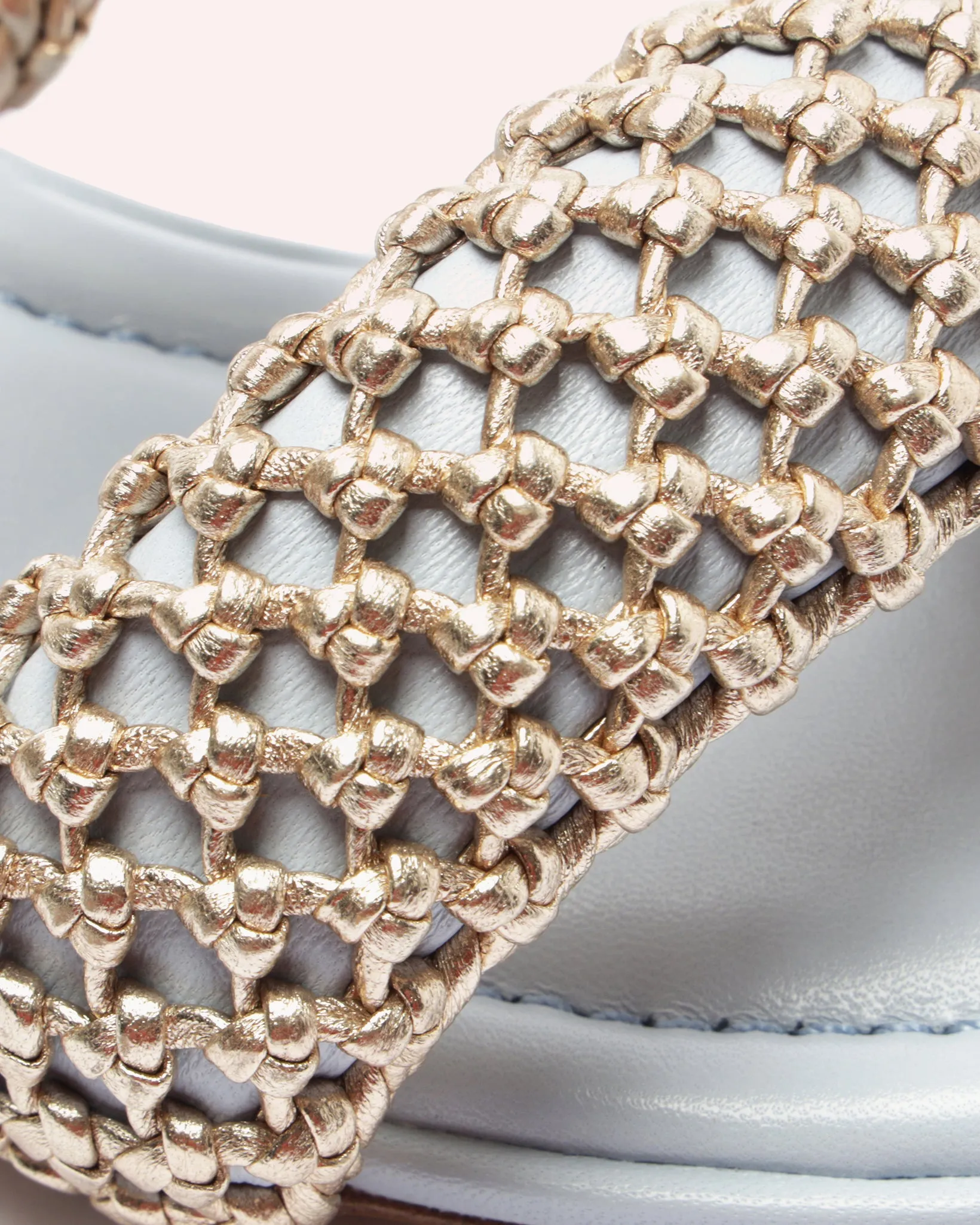 Lilla Woven 30 sold by Alexandre Birman product image thumbnail 4