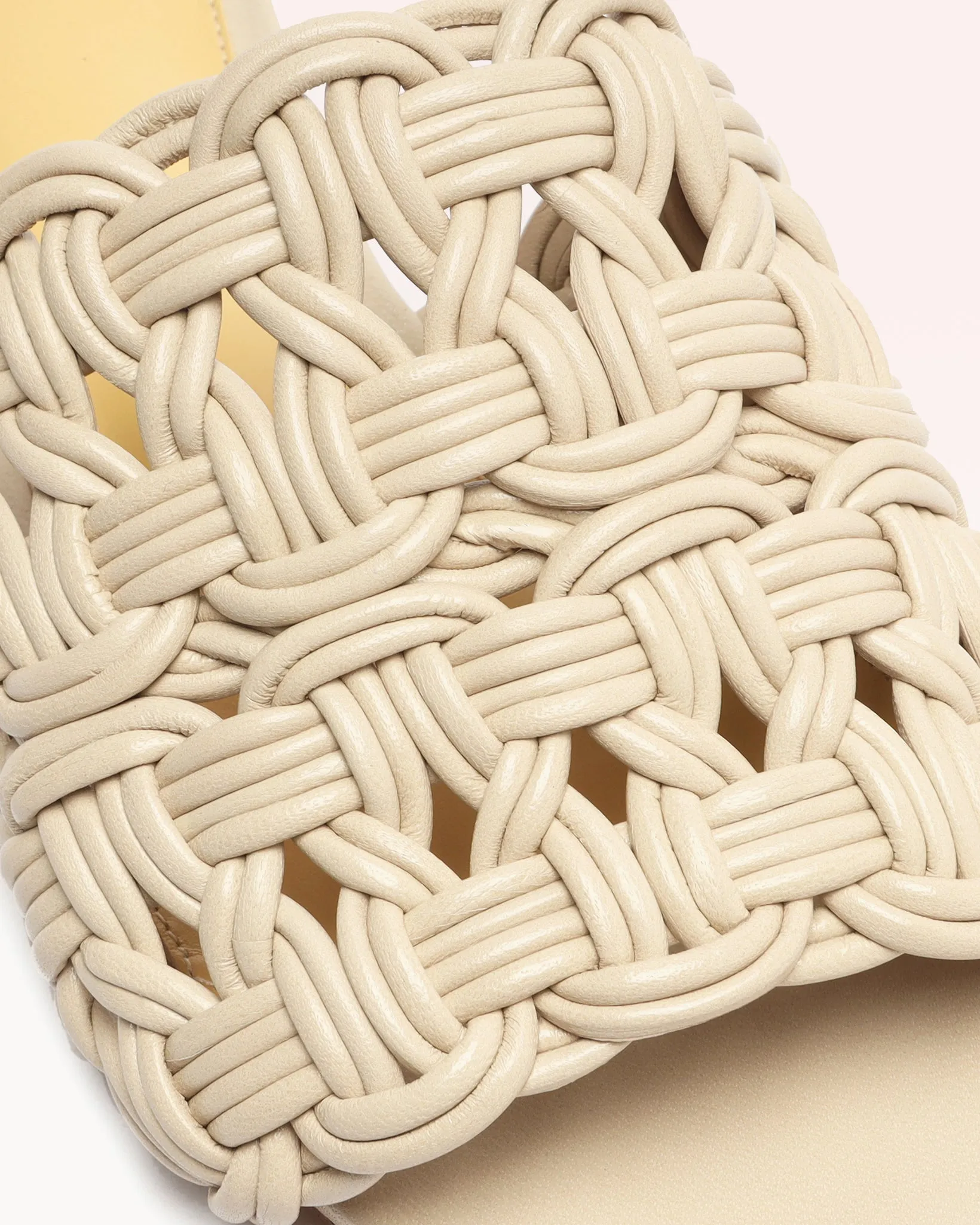 Sammy Flat Fog sold by Alexandre Birman product image thumbnail 5