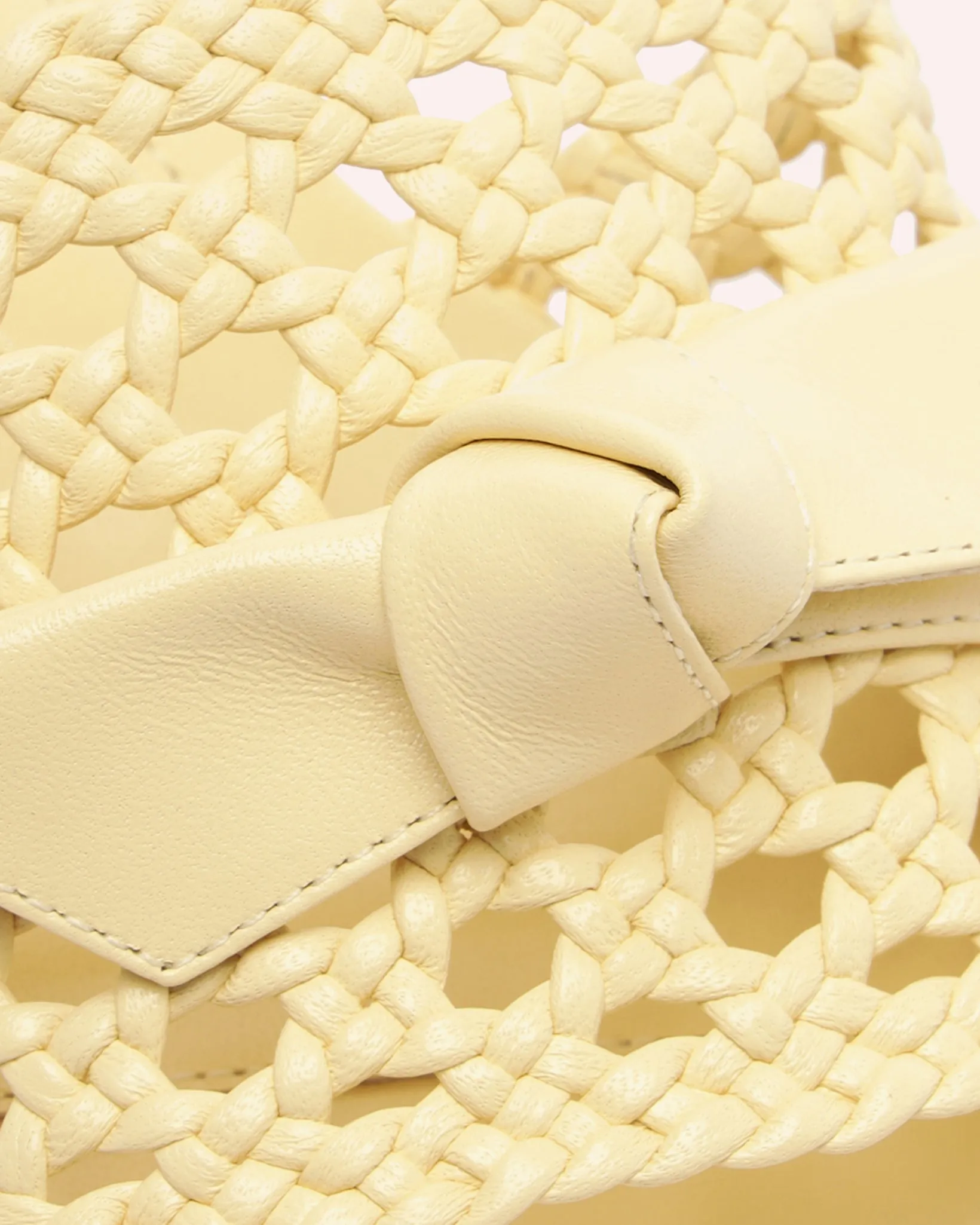 Clarita Tresse Creamy sold by Alexandre Birman product image thumbnail 5