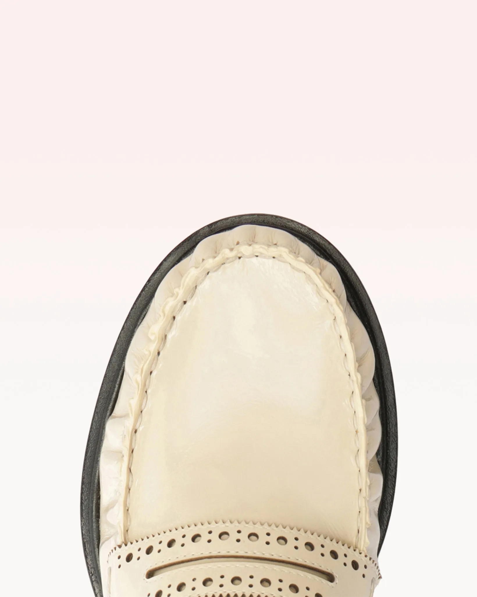 Soft Loafer Brogue Eggshell sold by Alexandre Birman product image thumbnail 4