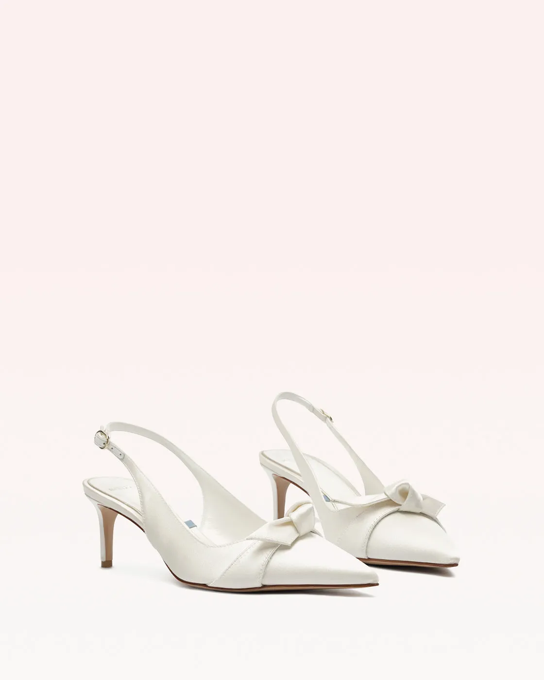 Clarita Classic Slingback 60 Bianco sold by Alexandre Birman product image thumbnail 2
