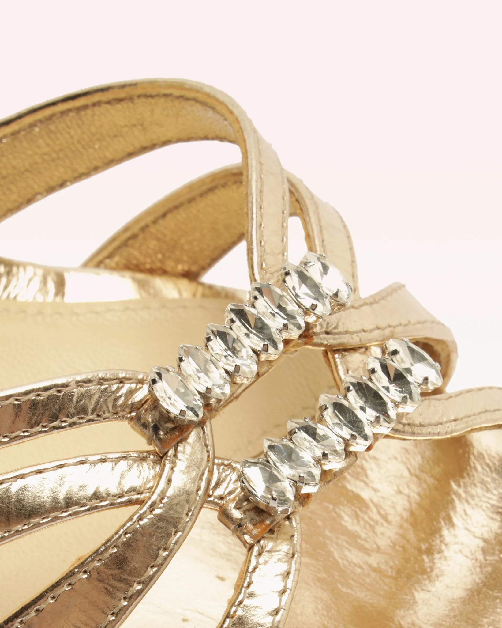 Noelle 85 Crystal Gold sold by Alexandre Birman product image thumbnail 5