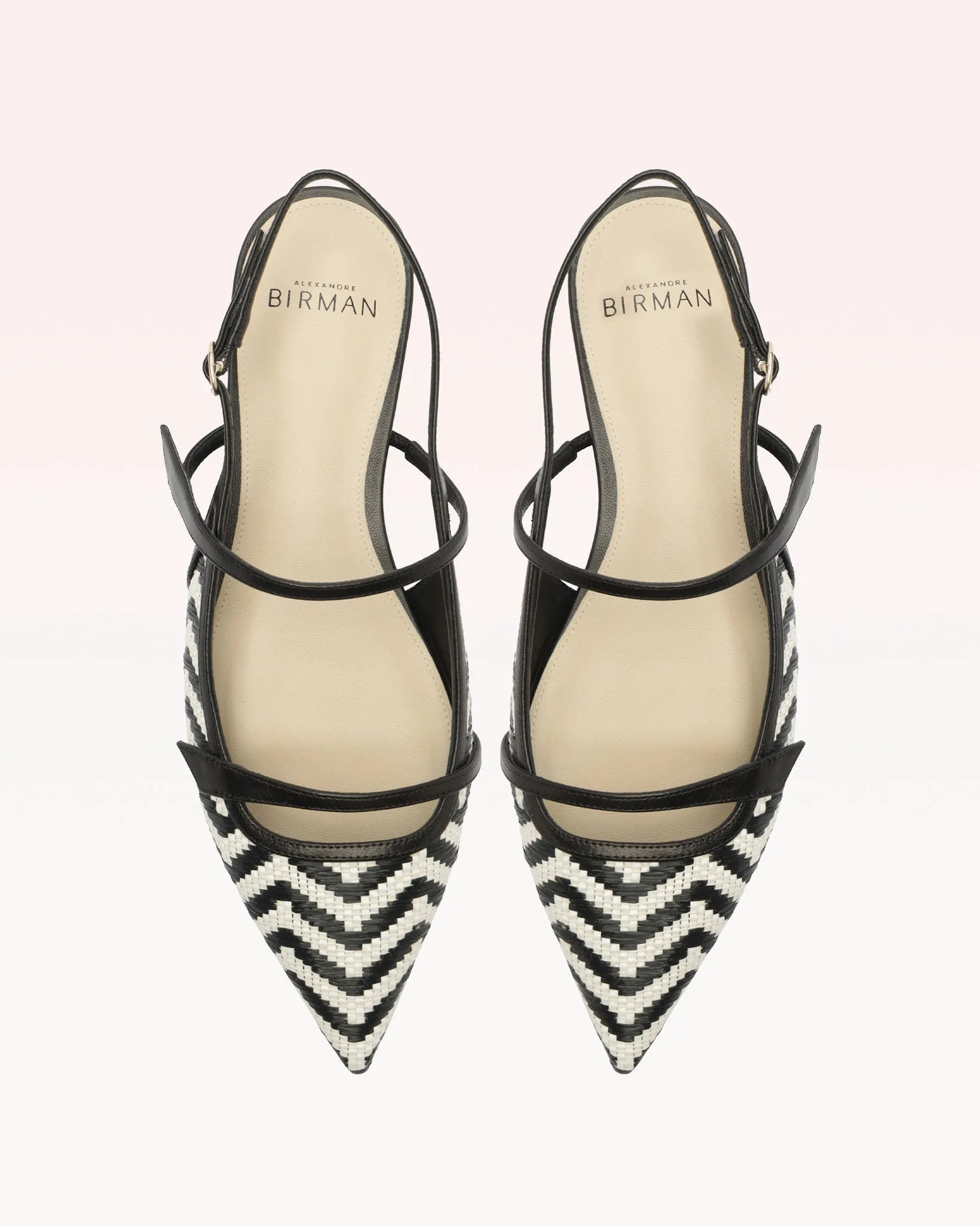 Tita Raffia Zig Flat Black sold by Alexandre Birman product image thumbnail 4