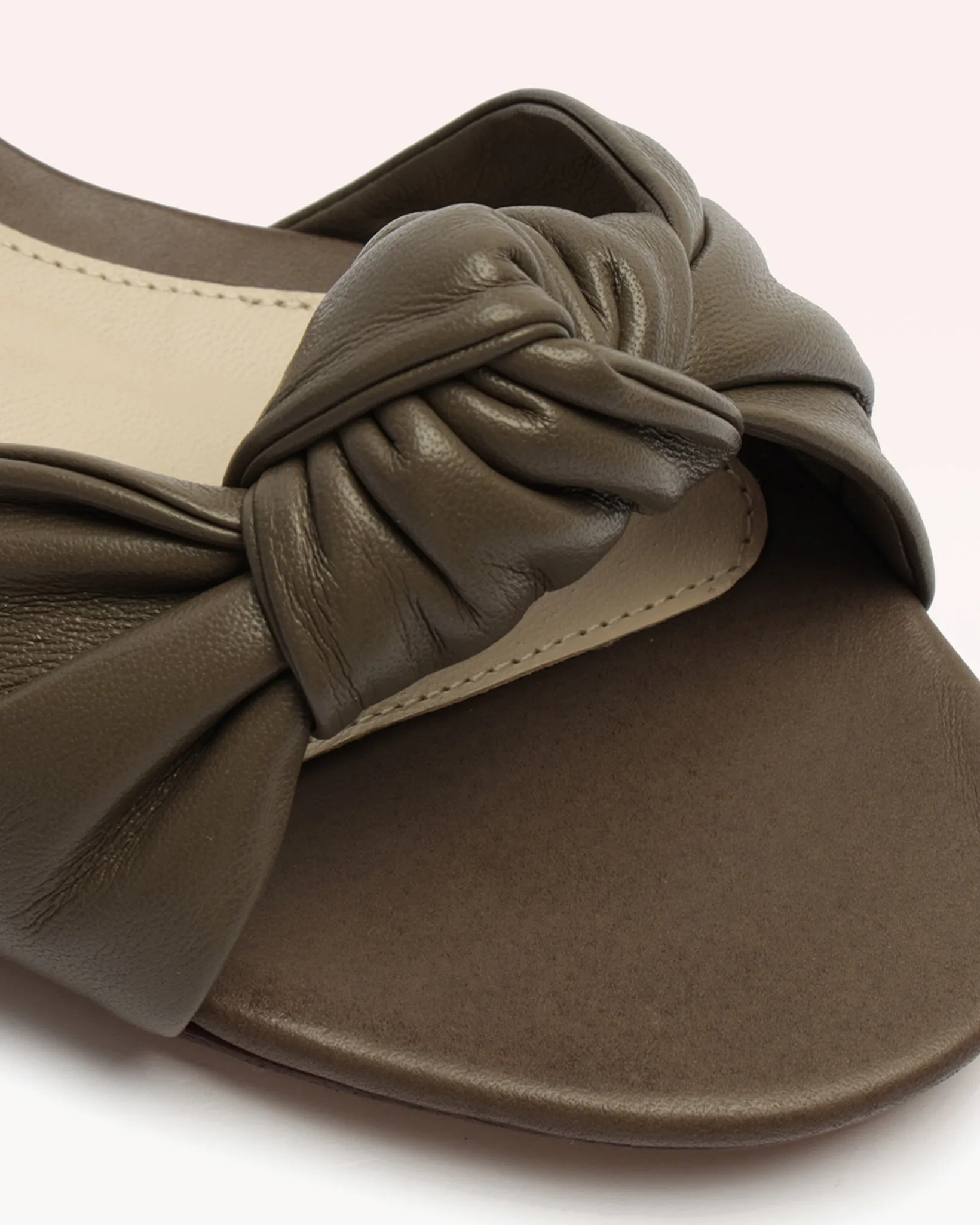 Kace Flat Pebble sold by Alexandre Birman product image thumbnail 5