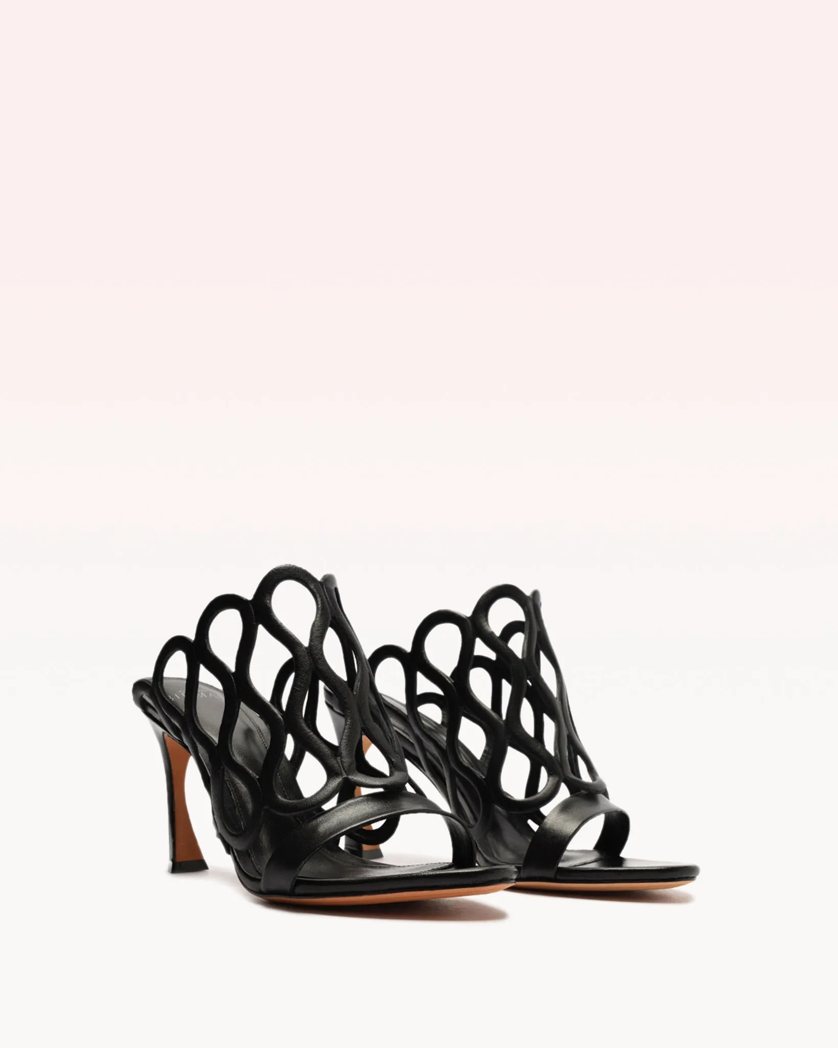 Matilda 85 Black sold by Alexandre Birman product image thumbnail 2