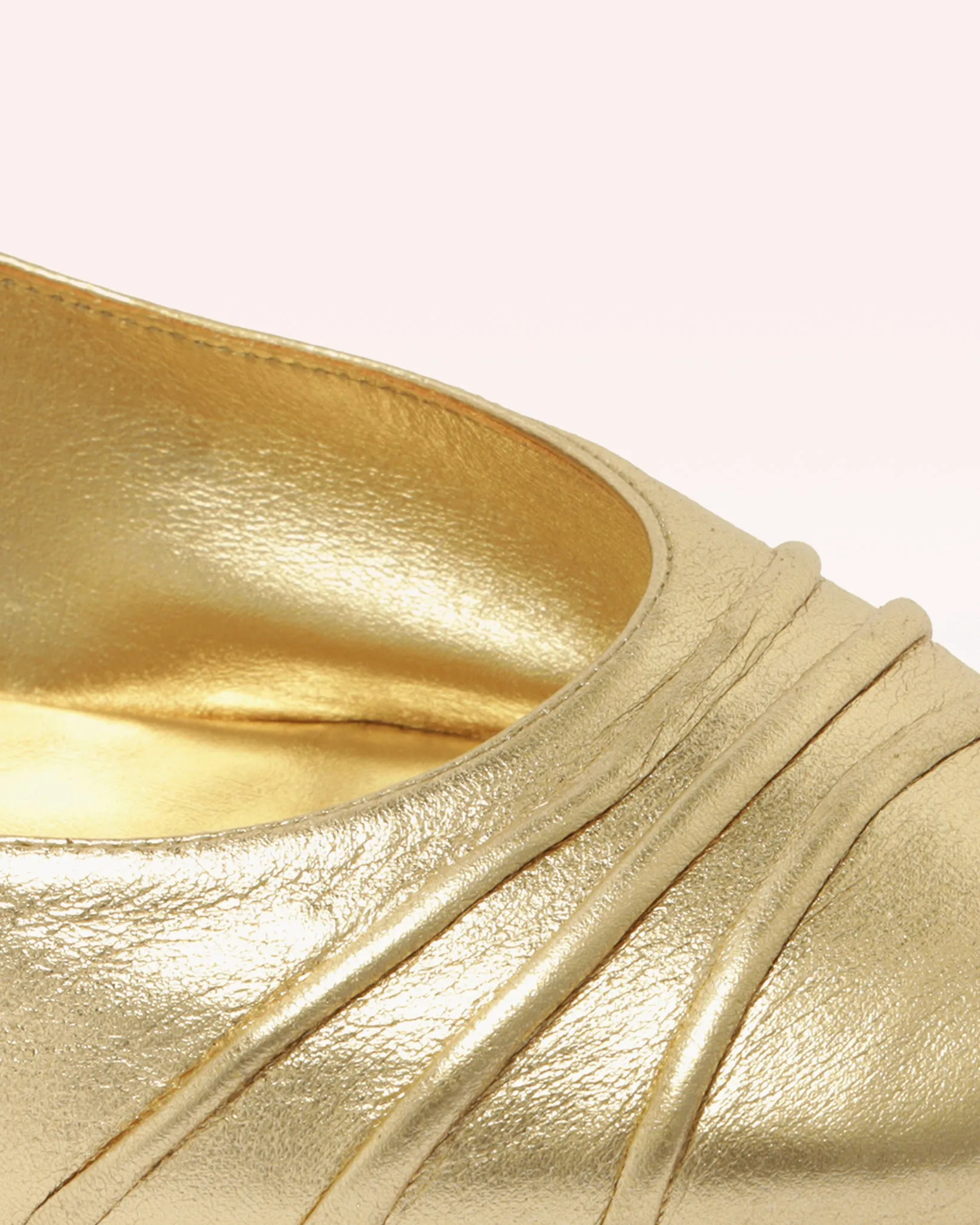 Clarita Ballet Flat Metallic Golden sold by Alexandre Birman product image thumbnail 5