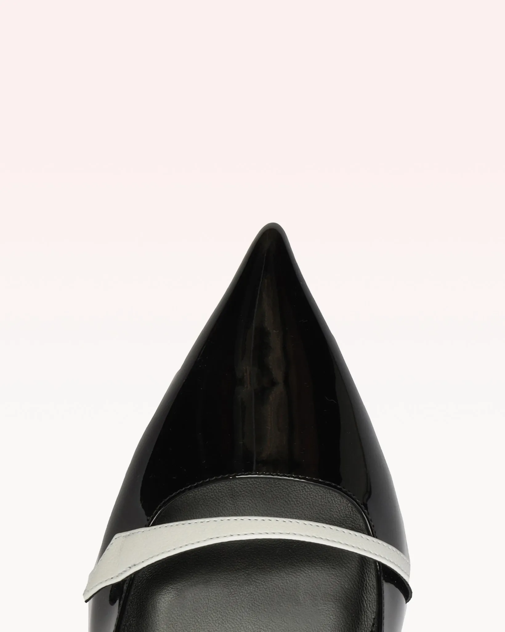 Tita Flat Black & White sold by Alexandre Birman product image thumbnail 5