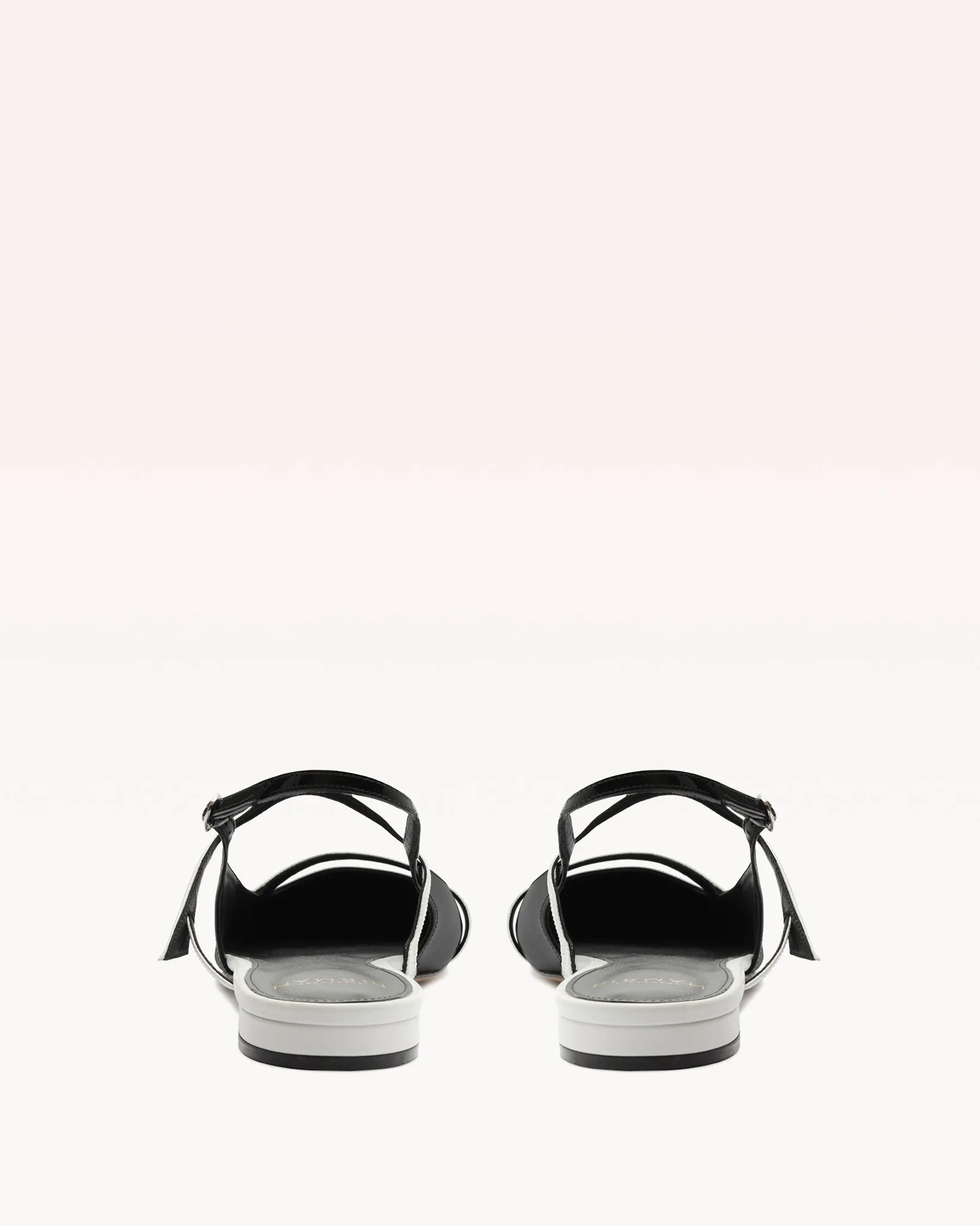 Tita Flat Black & White sold by Alexandre Birman product image thumbnail 3