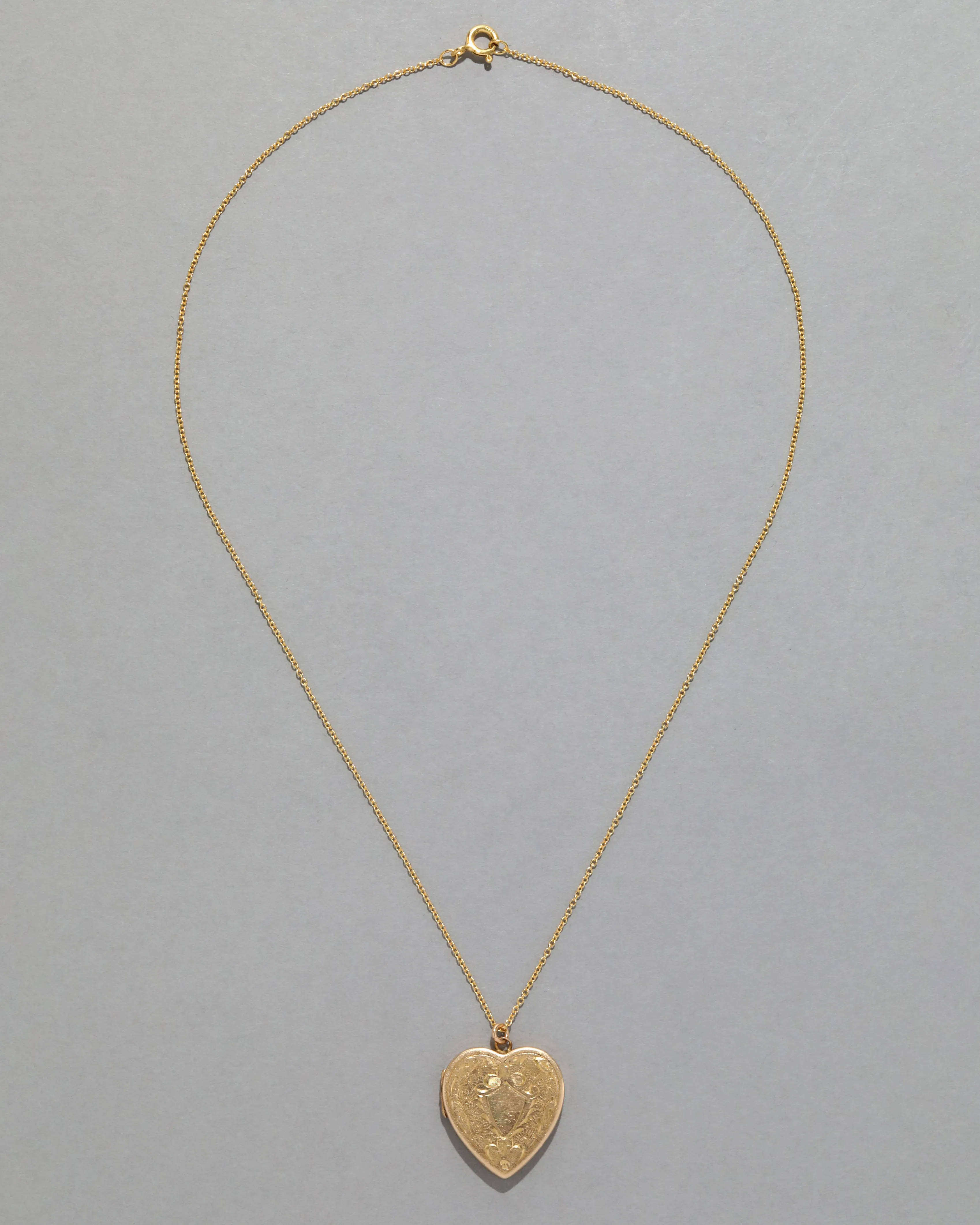 Antique 1920s 14k Gold Etched Heart Locket Necklace sold by Alexis Bittar product image thumbnail 4