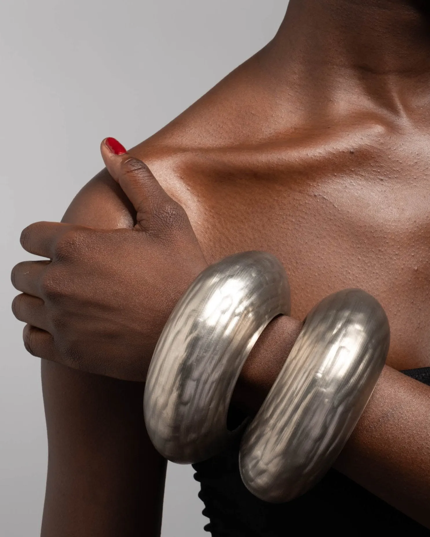Puffy Lucite Bangle Bracelet- Chocolate sold by Alexis Bittar product image thumbnail 2