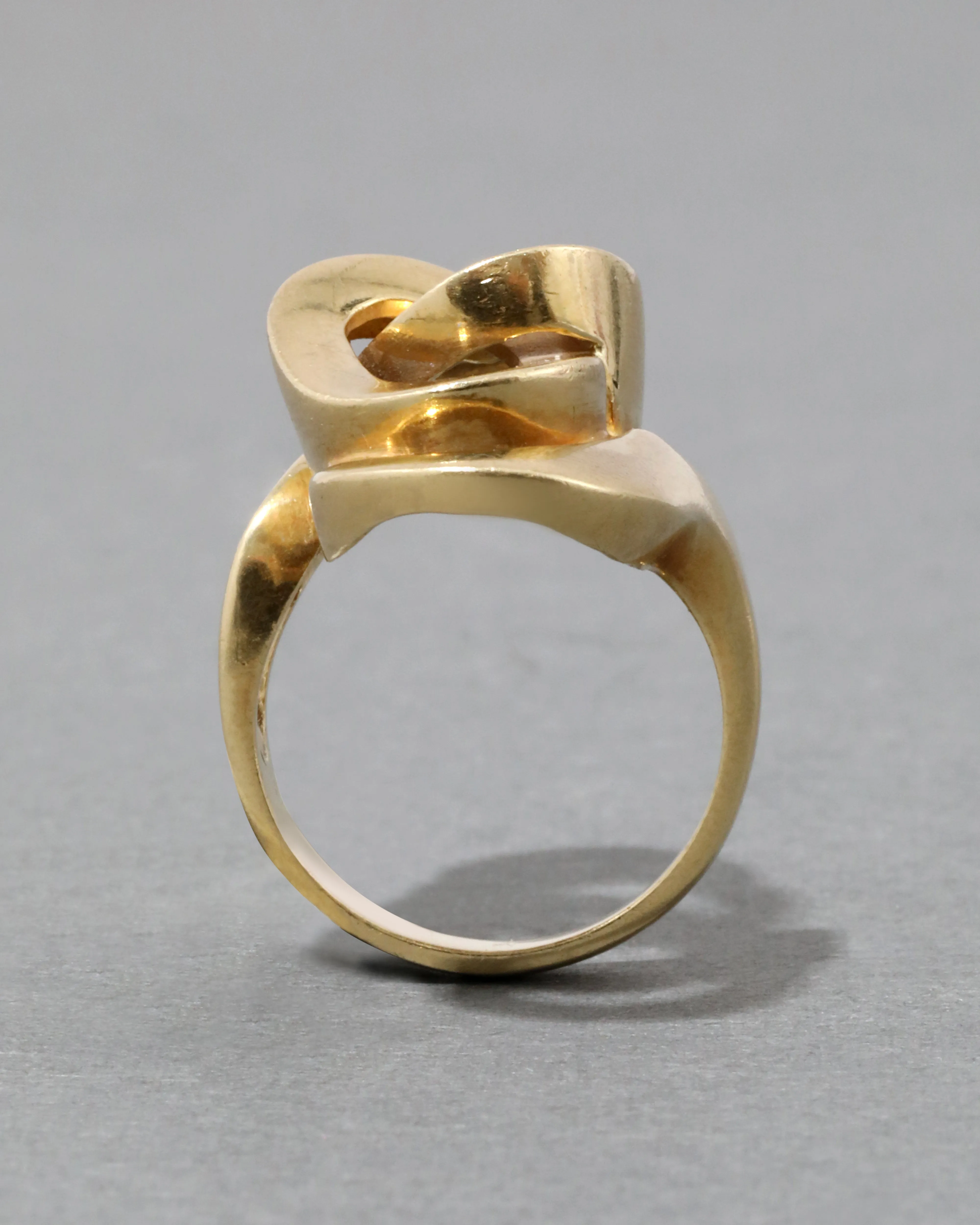 Vintage 1960s 18k Gold Sculptural Ring sold by Alexis Bittar product image thumbnail 2
