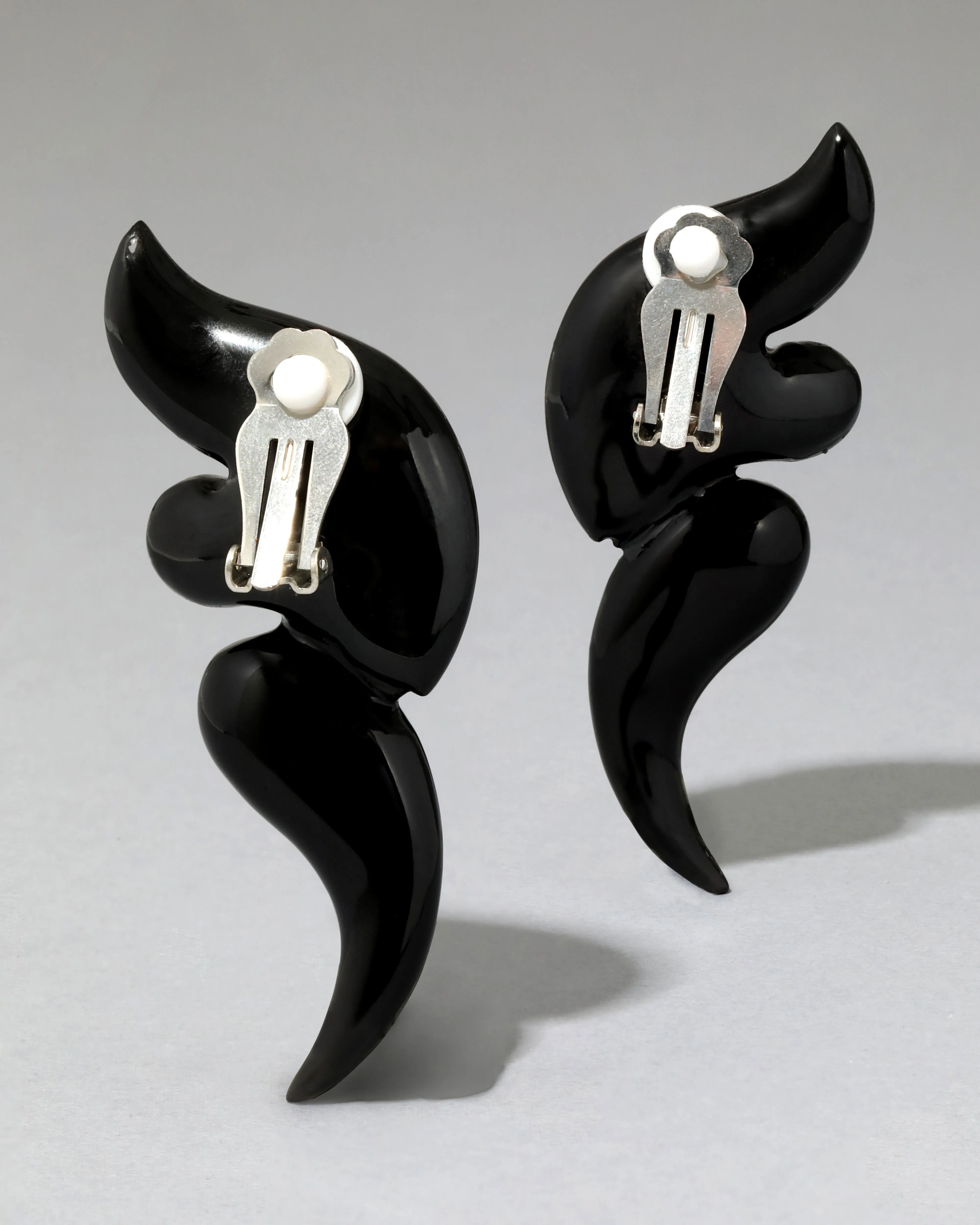 Liquid Lucite Wave Clip Earring- Black sold by Alexis Bittar product image thumbnail 4